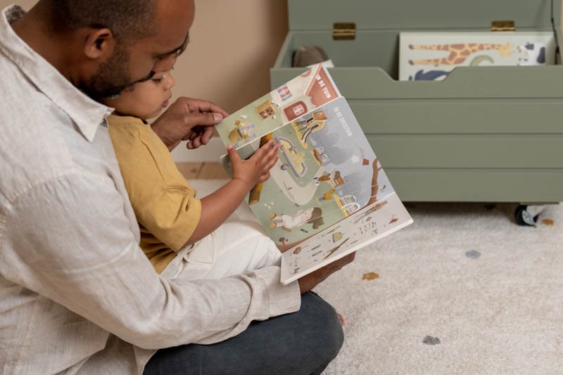 Children's book My Look Book, the world around you  Children's book My Look Book, the world around you