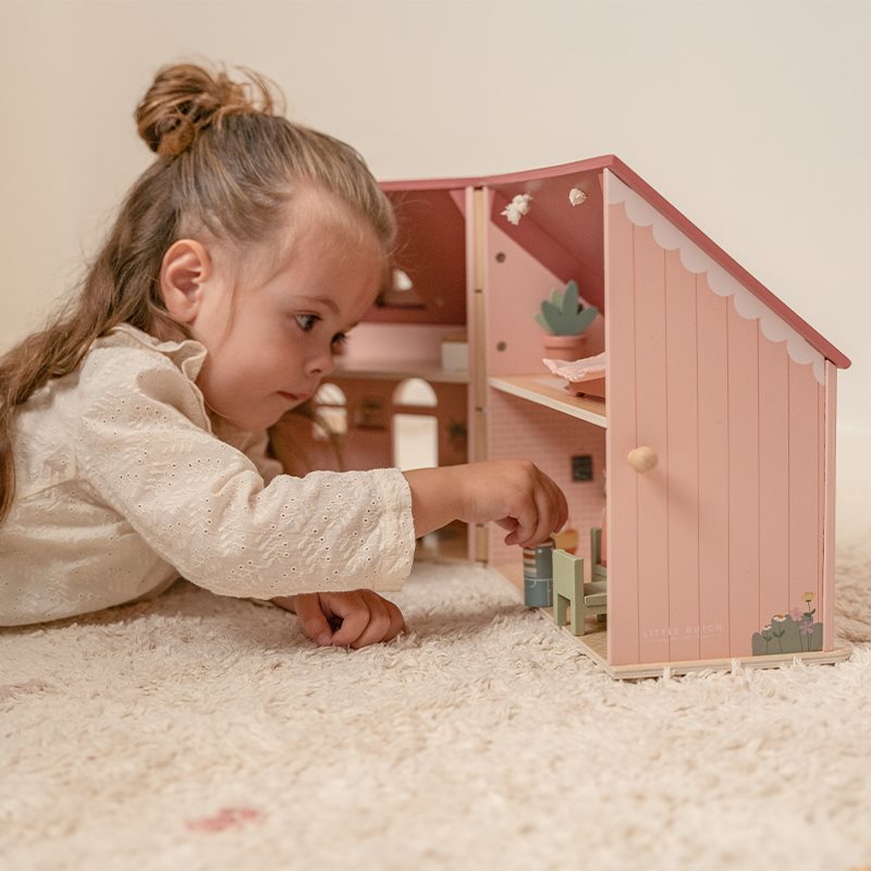 Portable dollhouse wood  Portable dollhouse wood