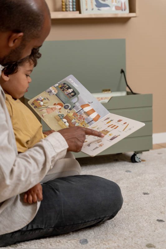 Children's book My Look Book, the world around you  Children's book My Look Book, the world around you