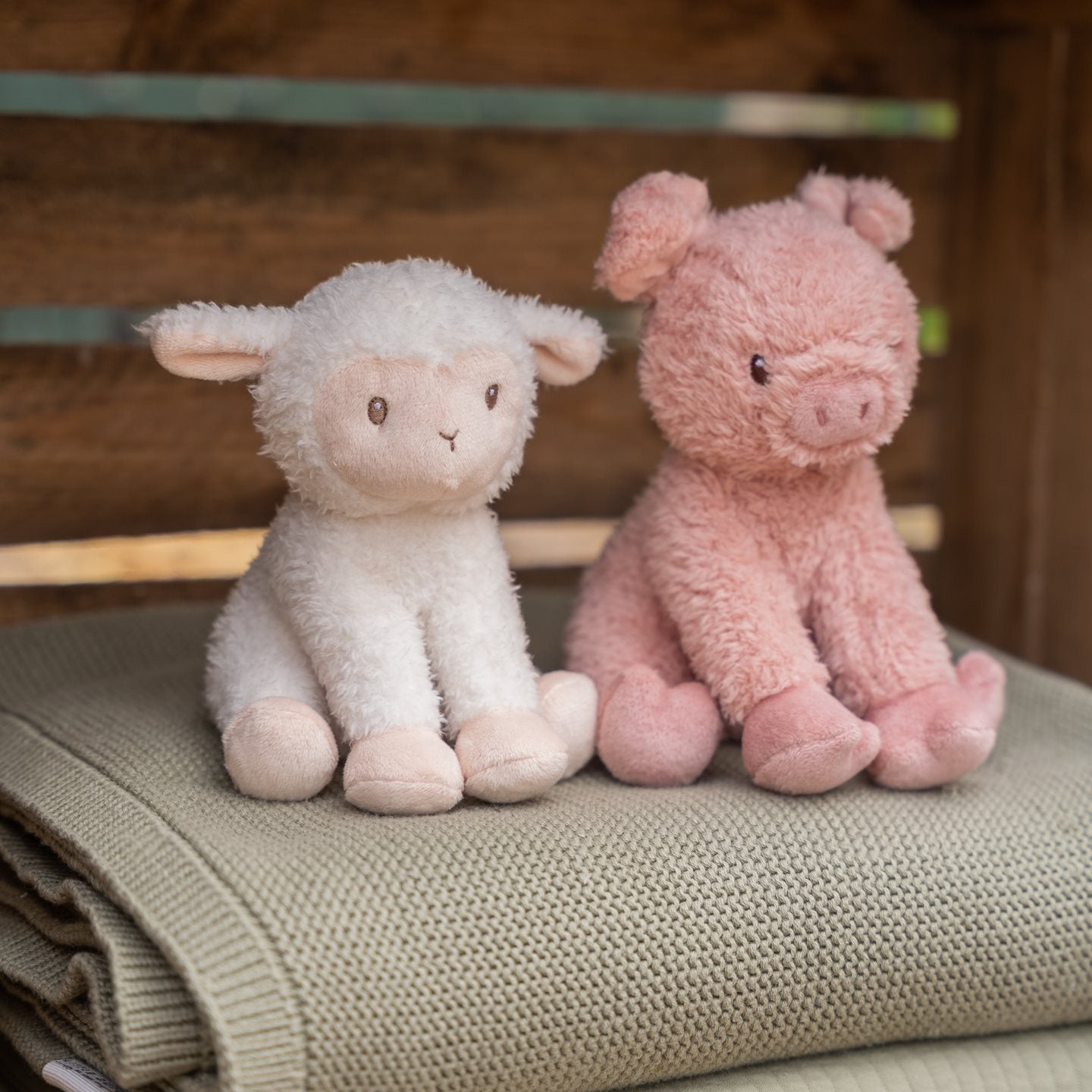 Cuddle Pig 25cm Little Farm  Cuddle Pig 25cm Little Farm