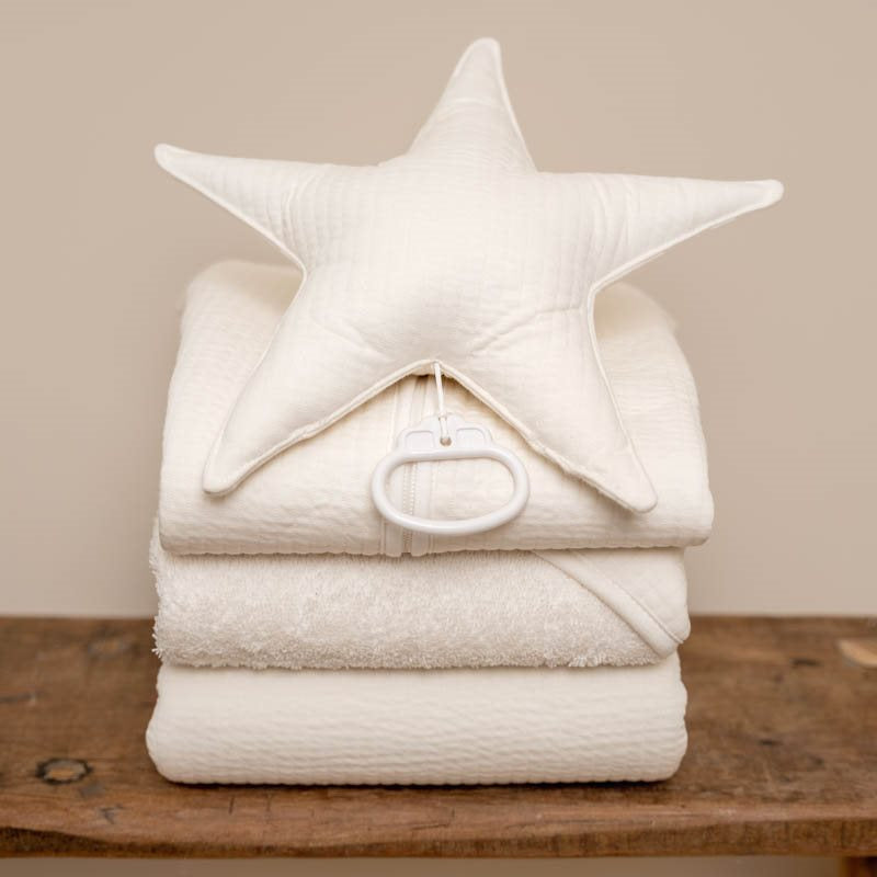 Bath cape Pure Soft White - 75x75 cm  Bath cape Pure Soft White - 75x75 cm