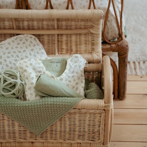 ledikantdeken-gebreid-pure-sage ledikantdeken-gebreid-pure-sage