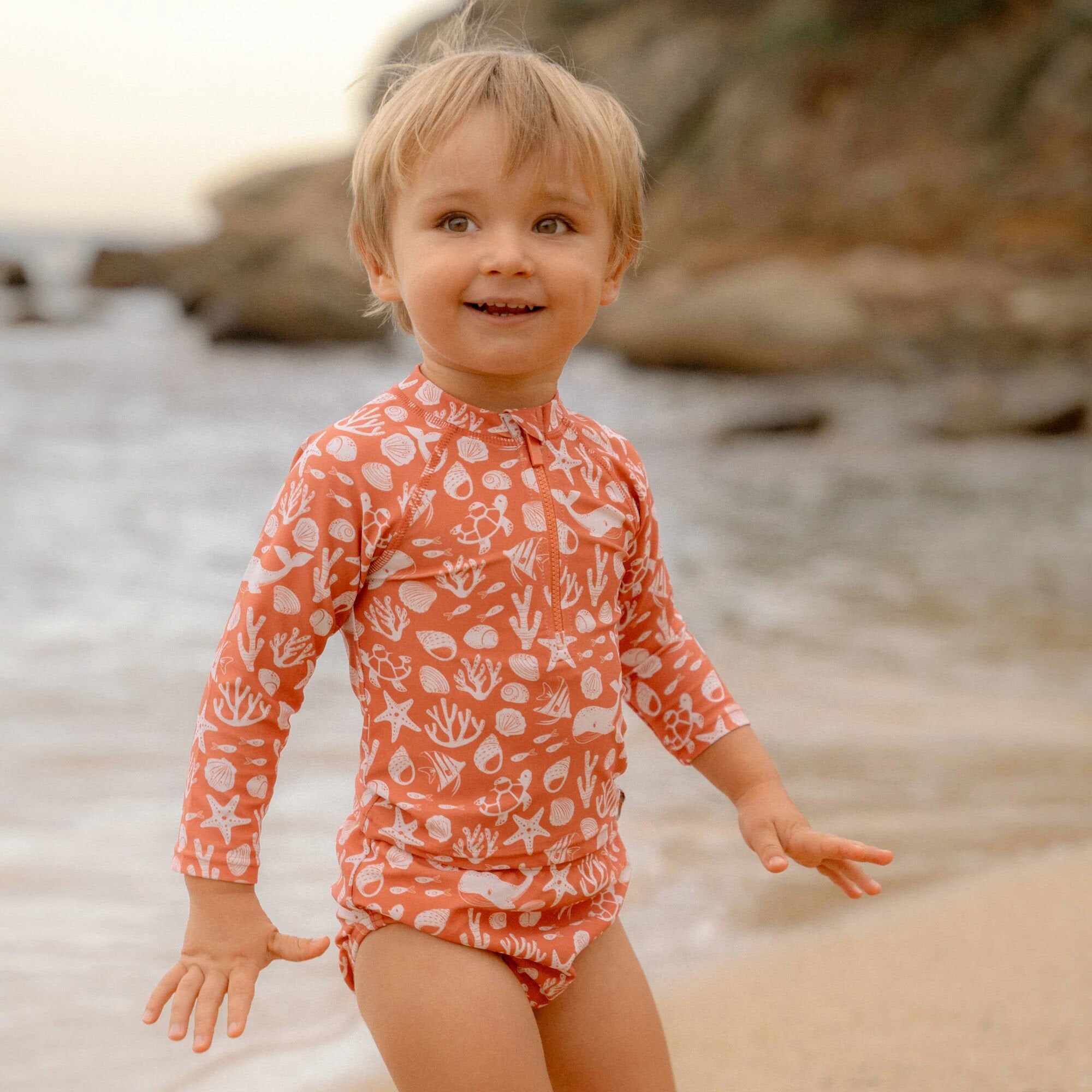 zwemshirt-lange-mouw-rood-sea-life zwemshirt-lange-mouw-rood-sea-life