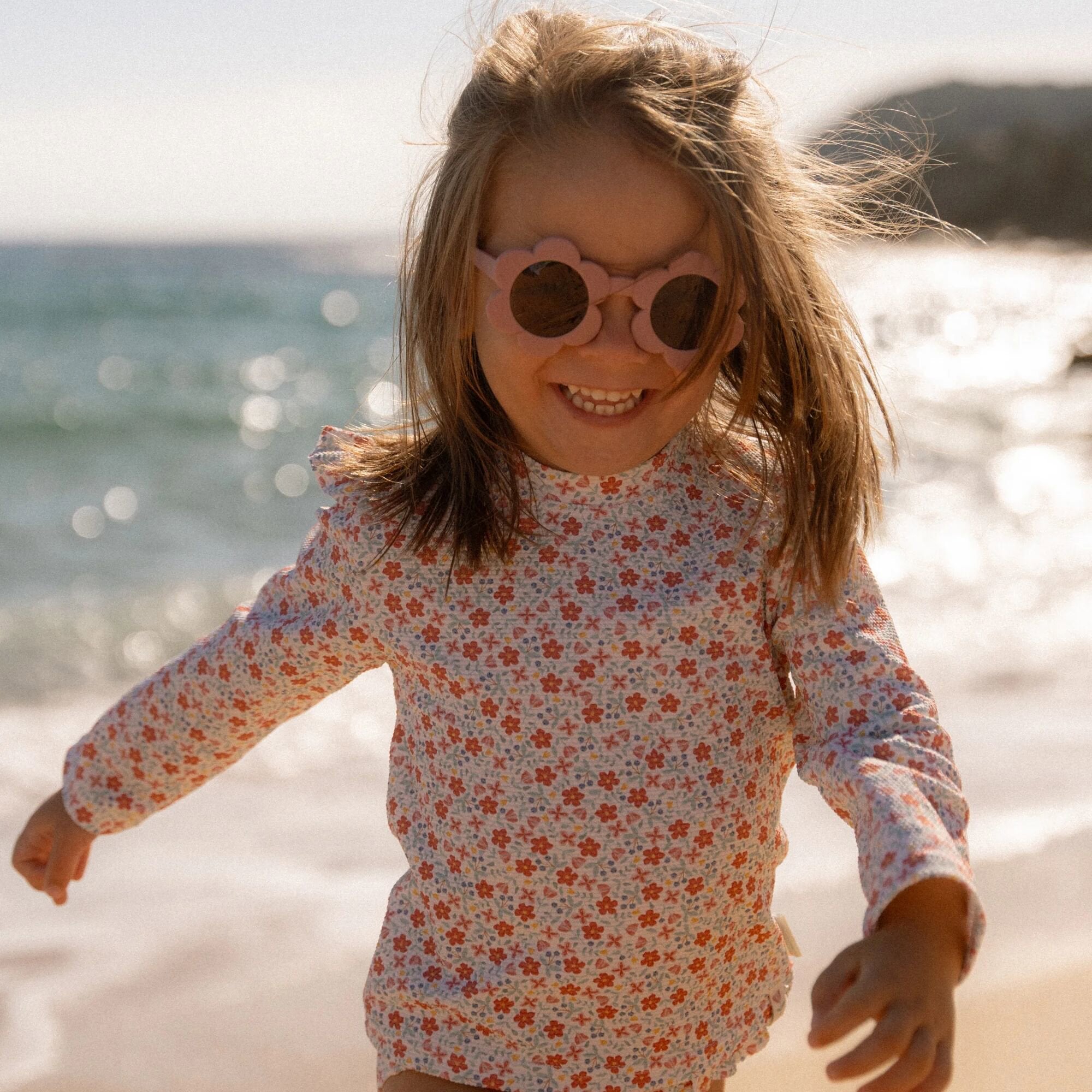 kinderzonnebril-bloem-roze kinderzonnebril-bloem-roze
