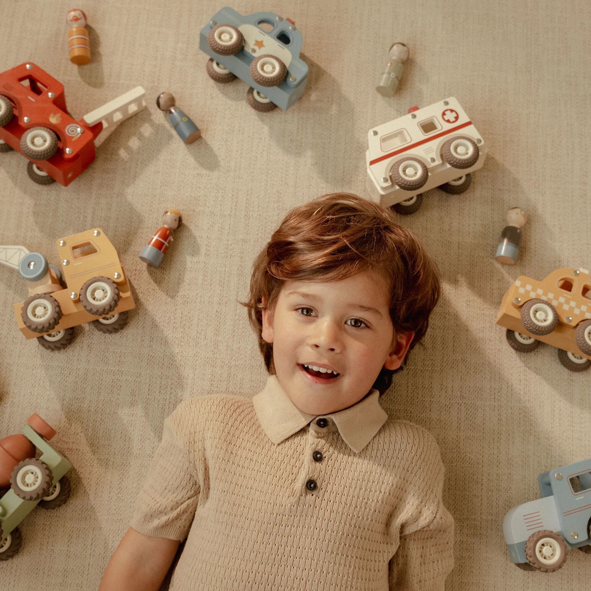 ambulance-met-pegdoll-fsc ambulance-met-pegdoll-fsc