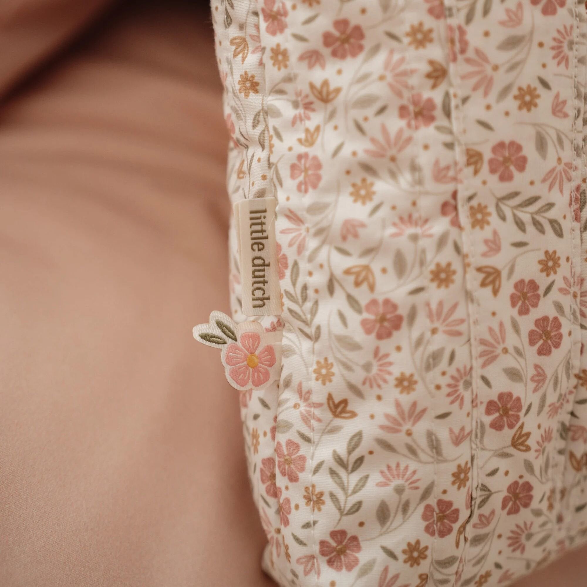 luiertas-pop-met-accessoires-voor-verzorging luiertas-pop-met-accessoires-voor-verzorging