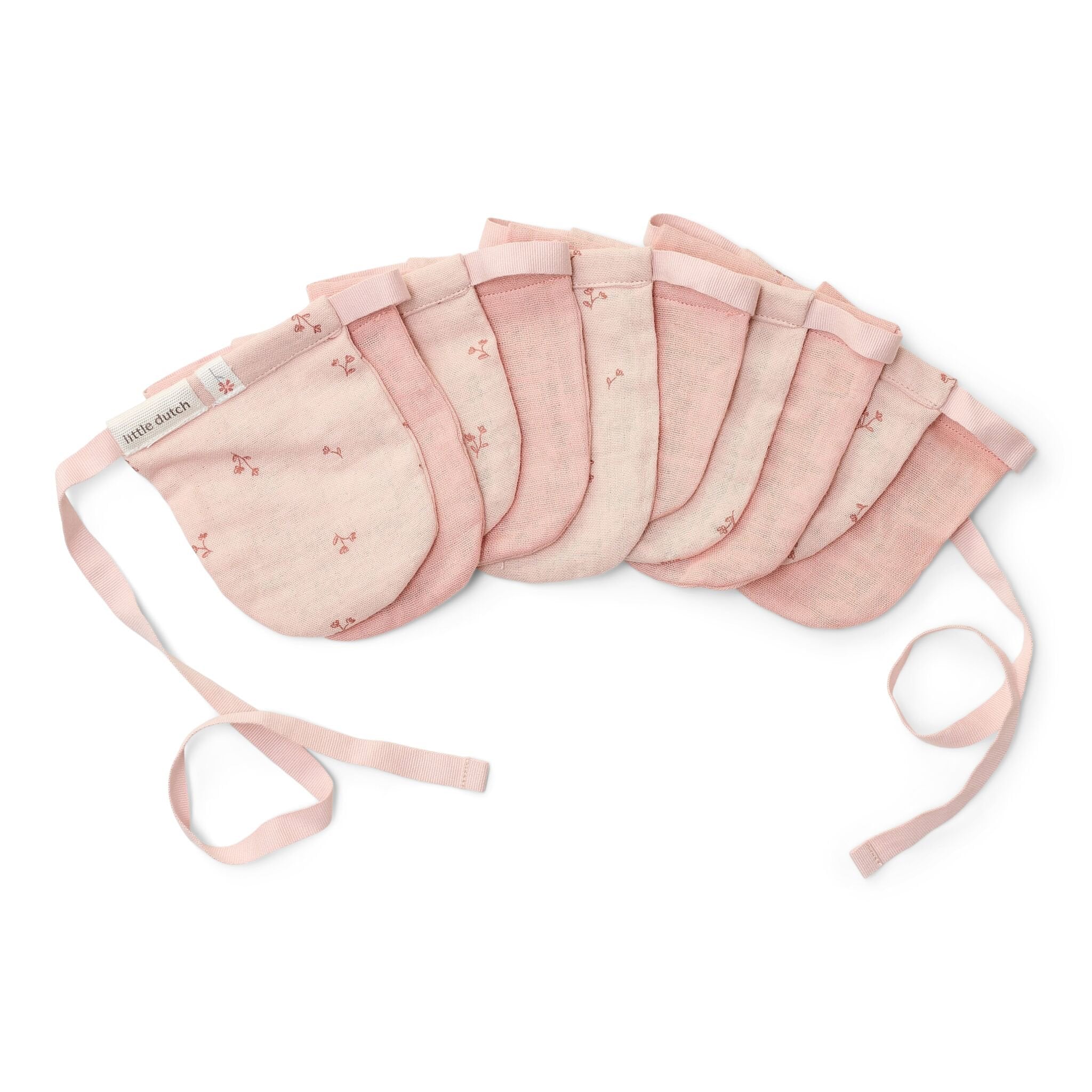 slinger-met-vlaggetjes-roze-essentials slinger-met-vlaggetjes-roze-essentials