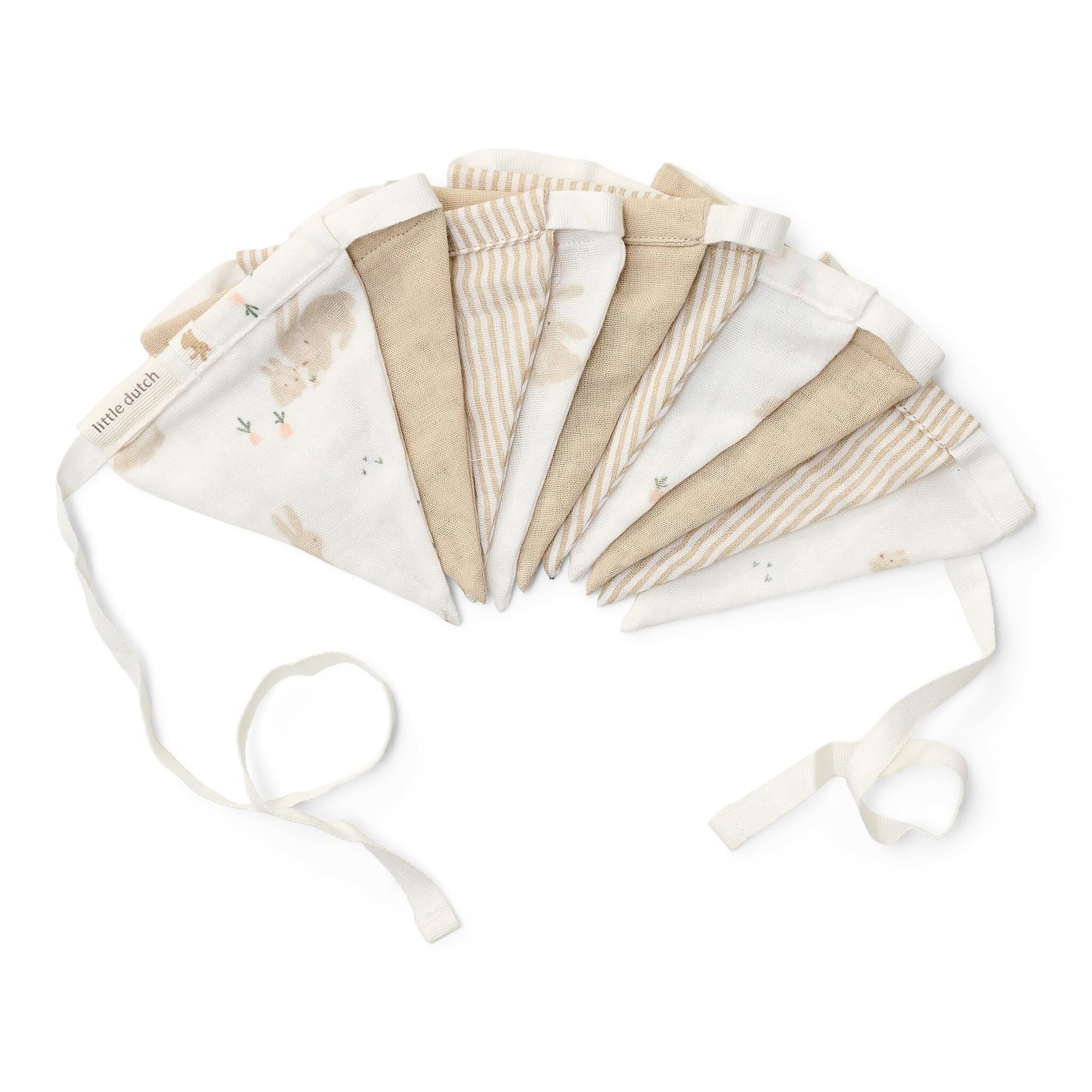 slinger-met-vlaggetjes-wit-newborn-naturals-baby-bunny slinger-met-vlaggetjes-wit-newborn-naturals-baby-bunny