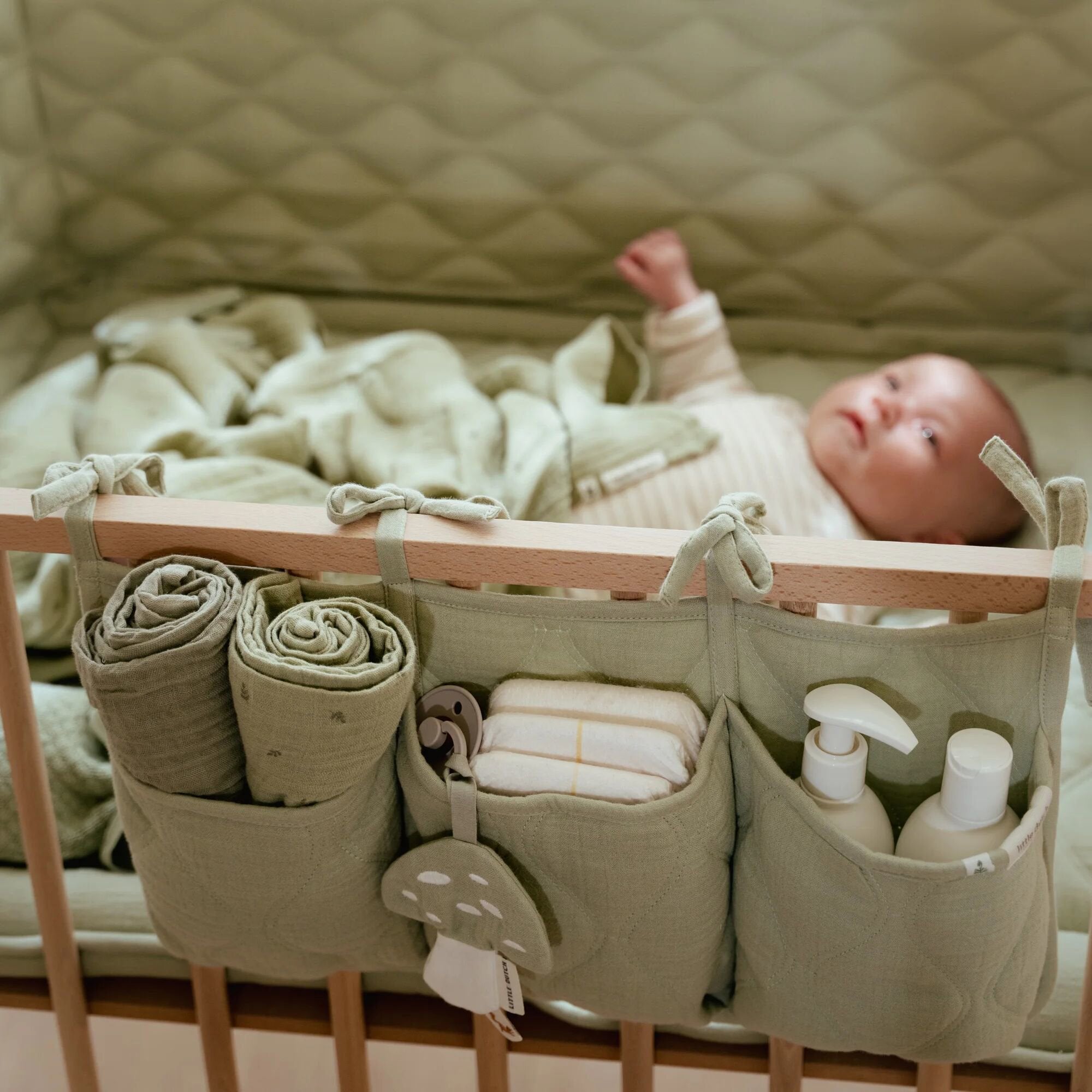 Box organizer - Green - Essentials  Box organizer - Green - Essentials