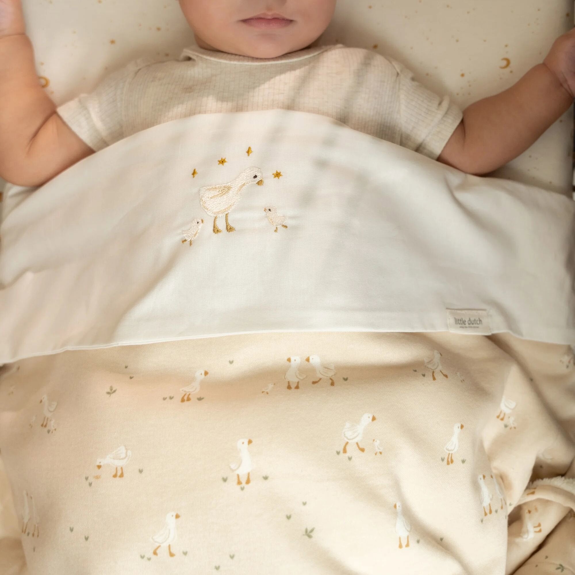 wiegdeken-beige-newborn-naturals-little-goose wiegdeken-beige-newborn-naturals-little-goose