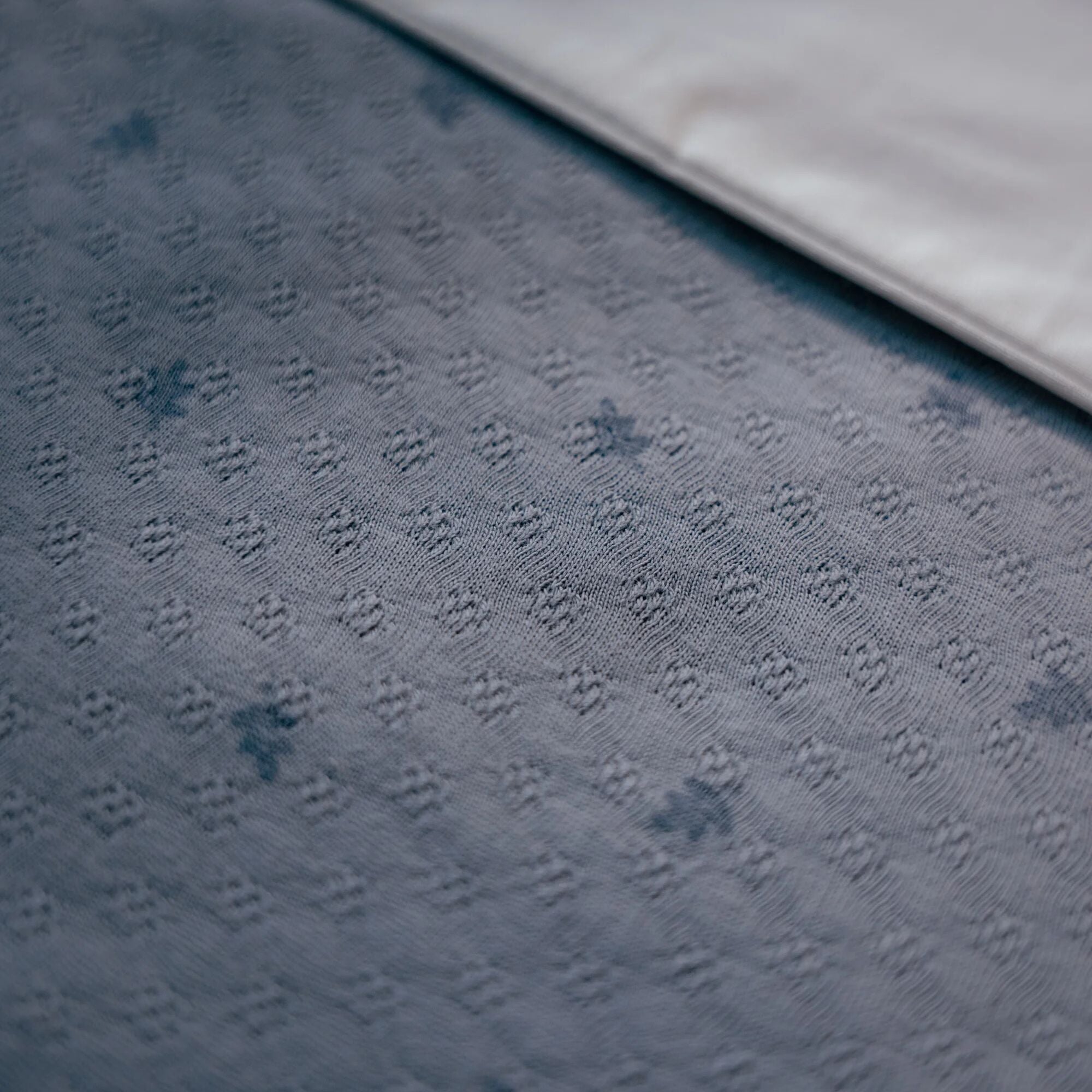 wiegdeken-blauw-essentials wiegdeken-blauw-essentials