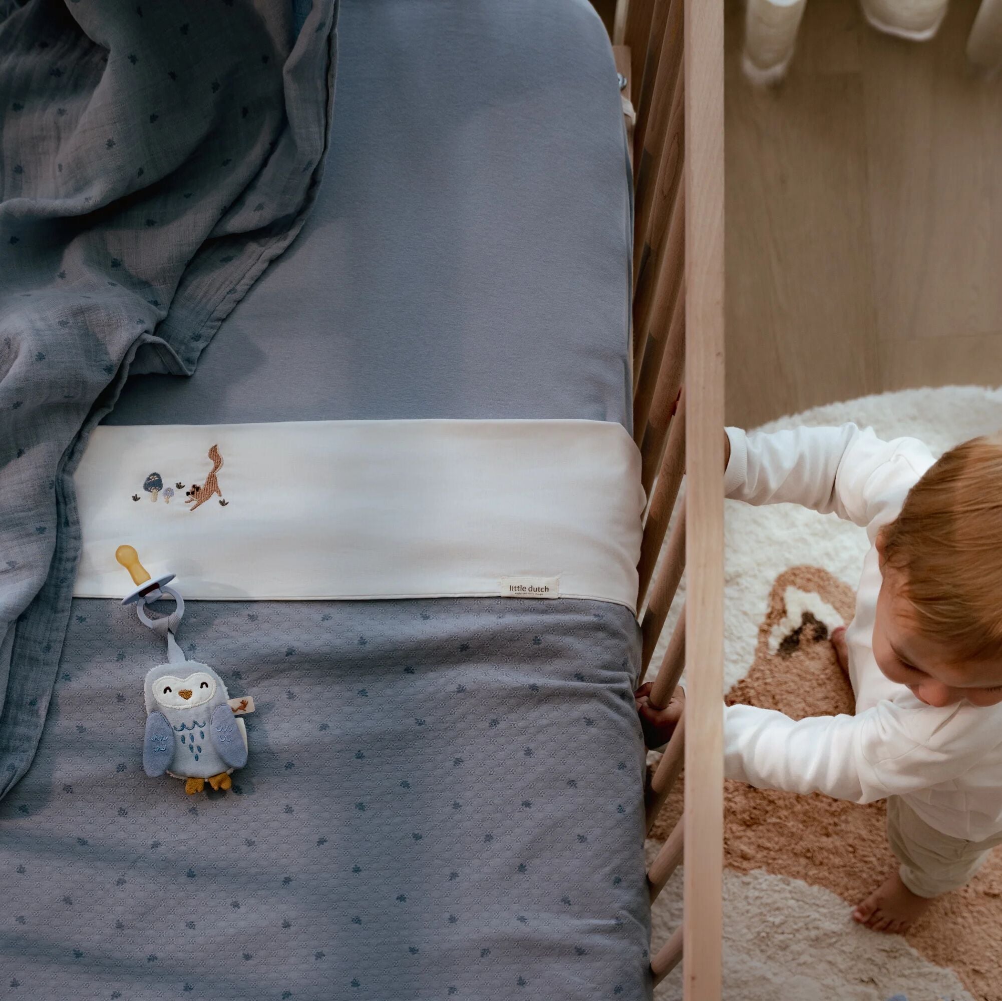 wiegdeken-blauw-essentials wiegdeken-blauw-essentials