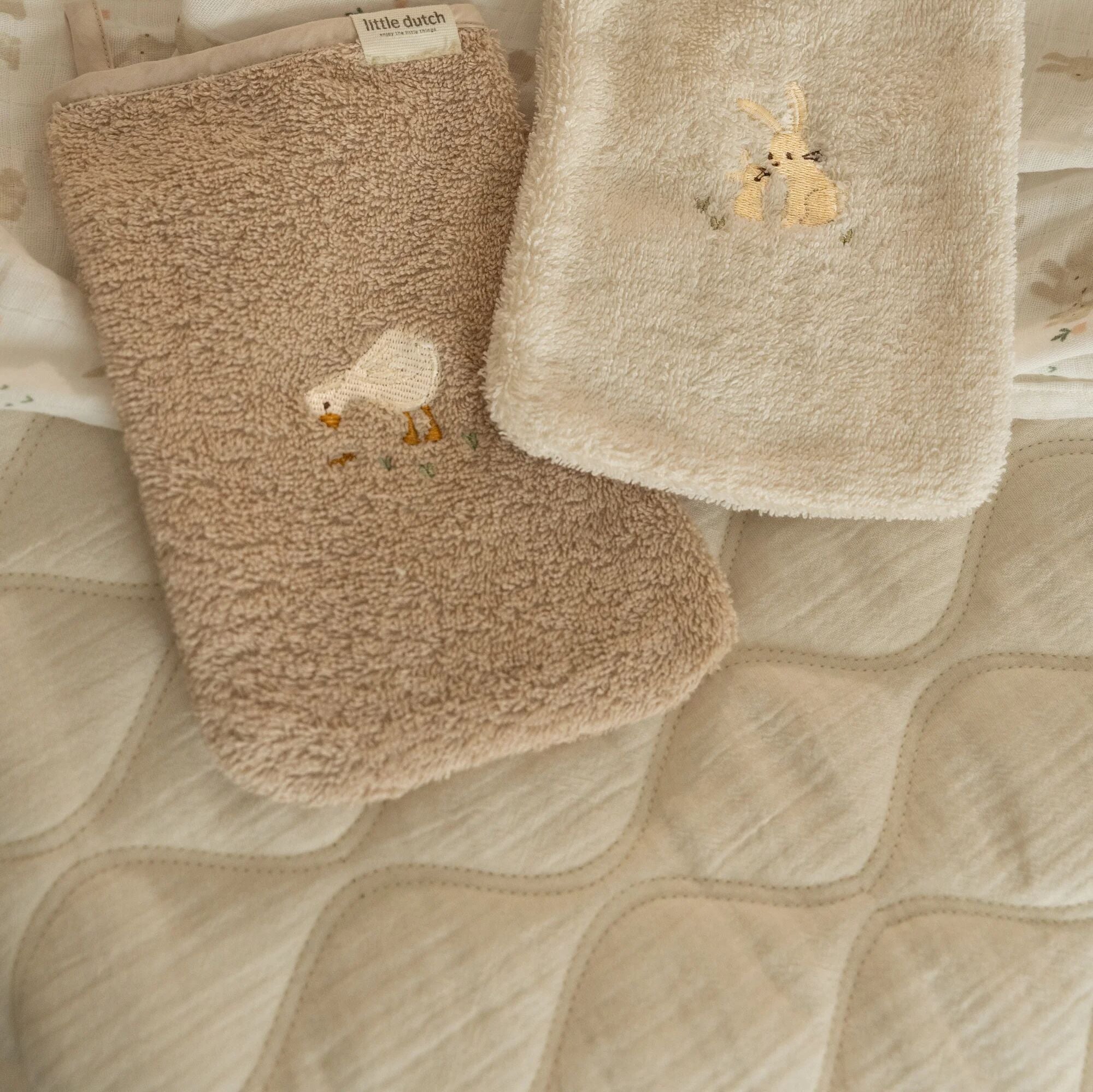 wiegdeken-wit-essentials wiegdeken-wit-essentials