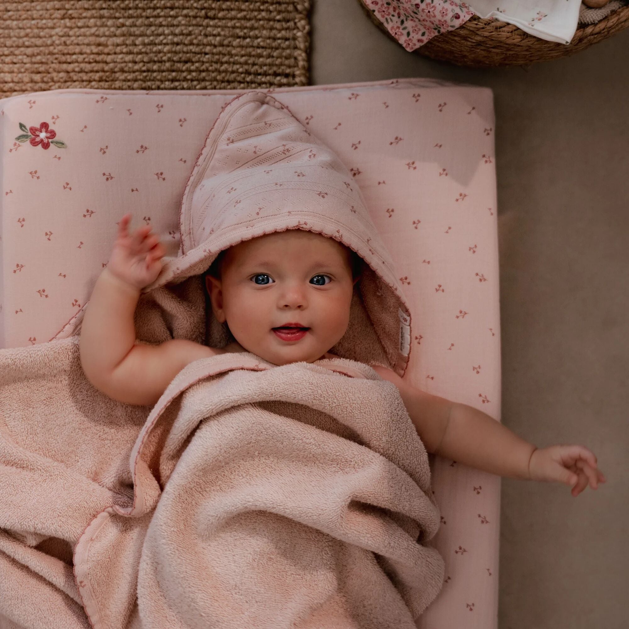 Changing mat cover - Pink - Essentials  Changing mat cover - Pink - Essentials