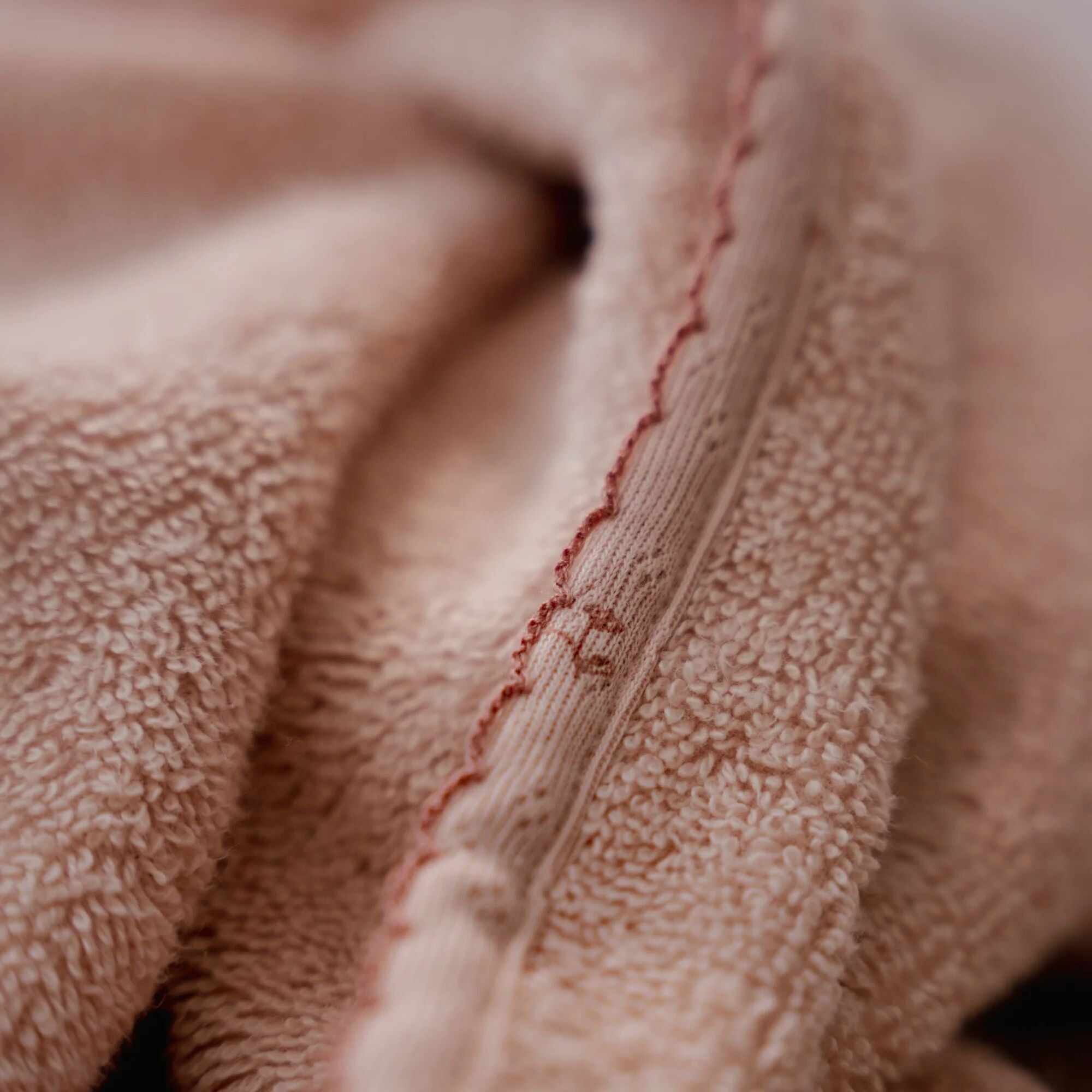 badcape-roze-75-x-75-essentials badcape-roze-75-x-75-essentials