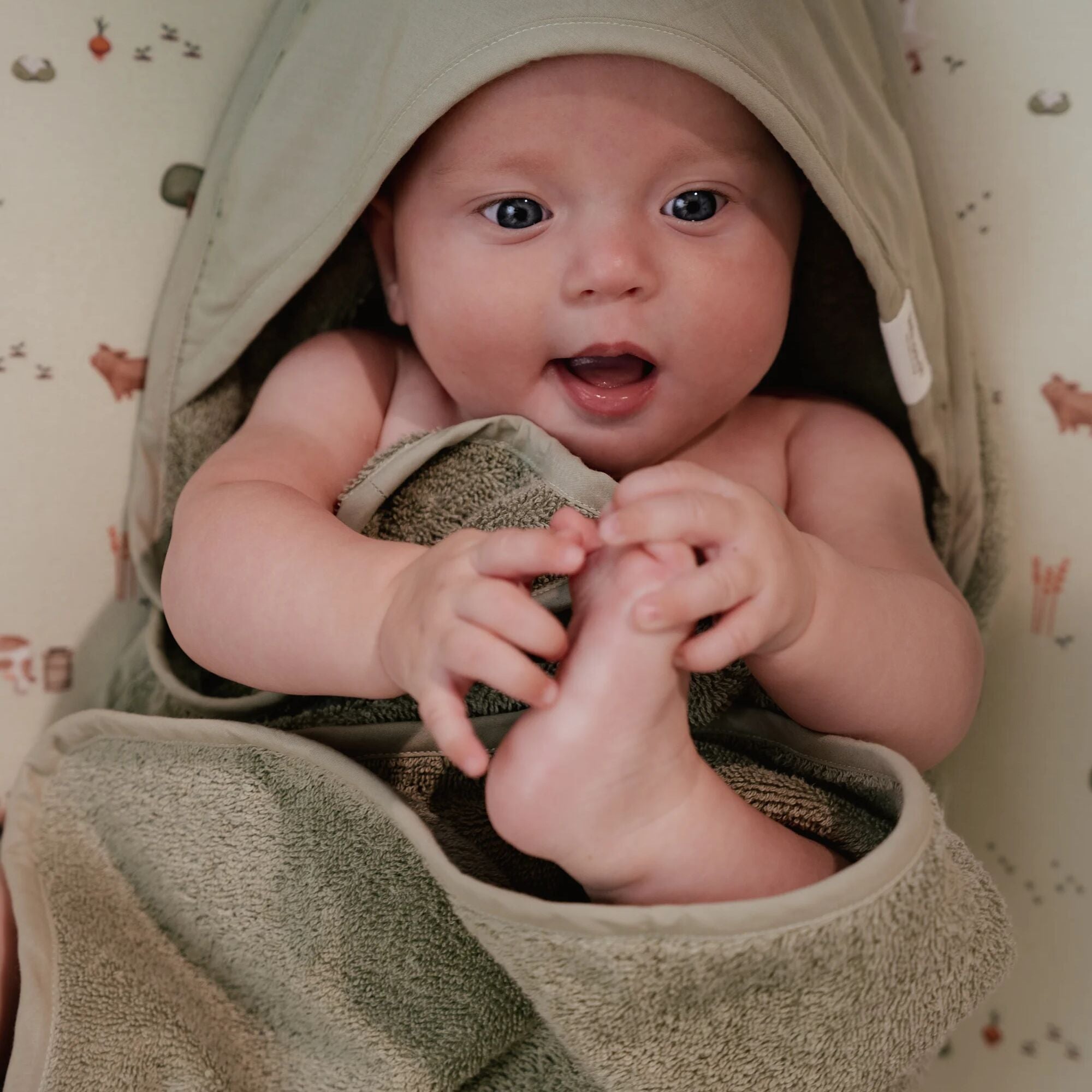 Hooded towel - Green - 75 x 75 - Little Farm  Hooded towel - Green - 75 x 75 - Little Farm