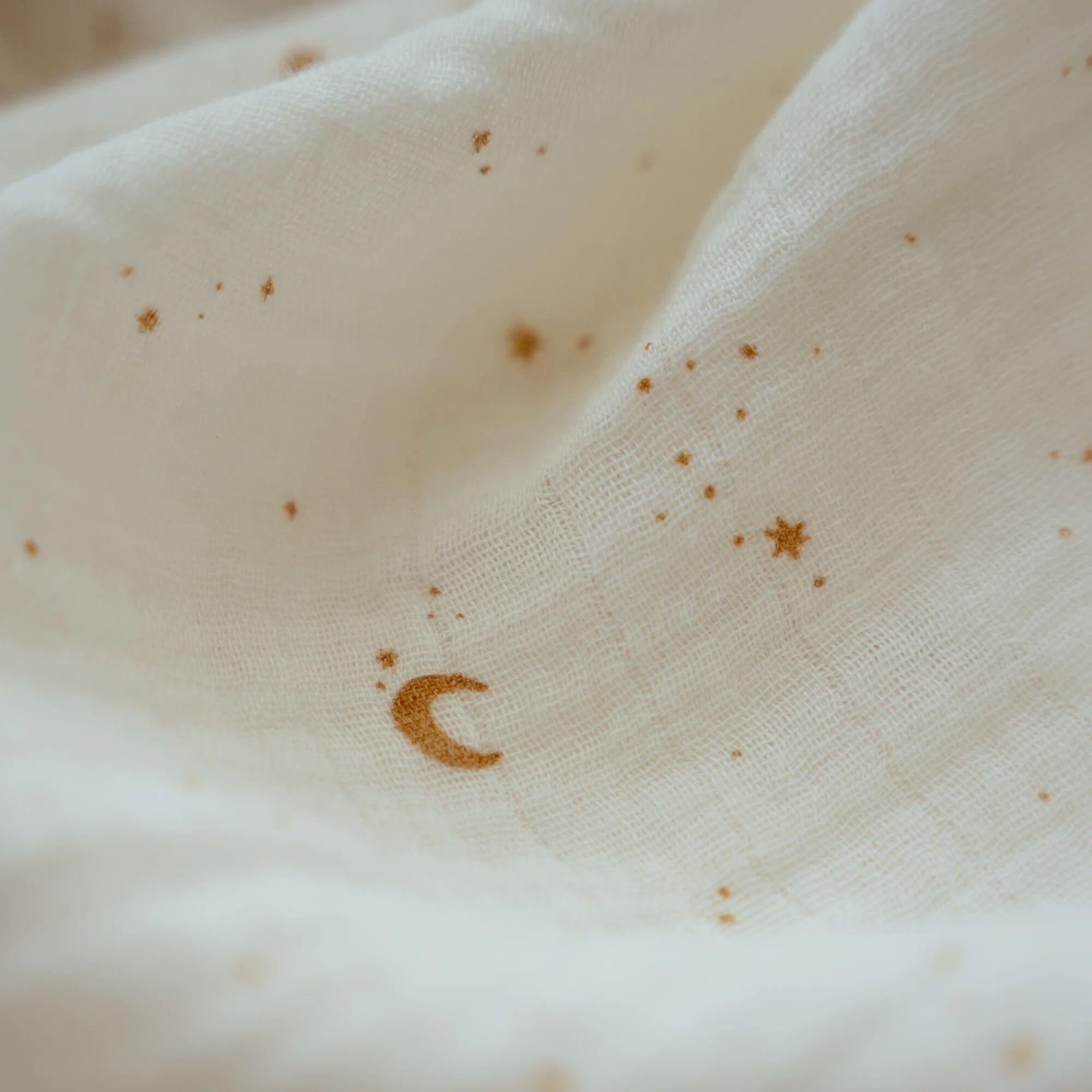 swaddle-beige-newborn-naturals-little-goose swaddle-beige-newborn-naturals-little-goose