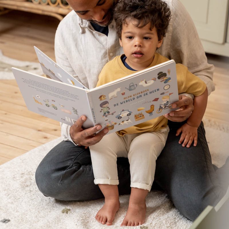 Kinderboek Mijn kijkboek, de wereld om je heen