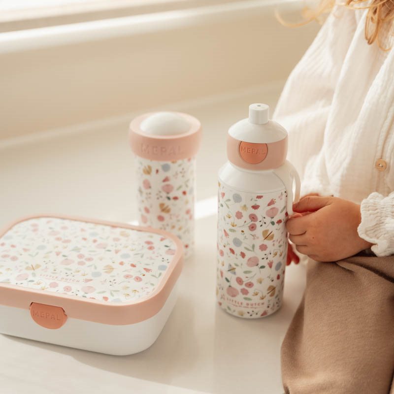 Lunch-Box Flowers & Butterflies