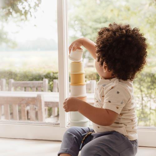 Stacking cups - Multi -colored - Essentials