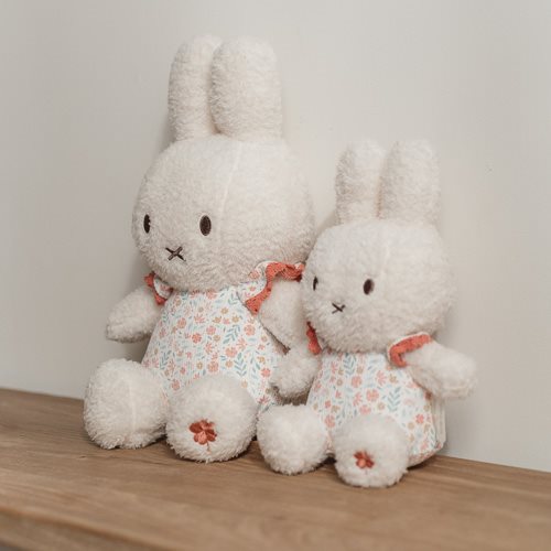 nijntje-knuffel-30-cm-lucky-blossom