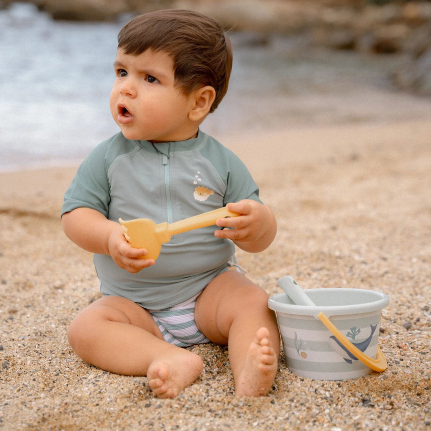 zwemshirt-korte-mouw-groen-seashells-and-stripes