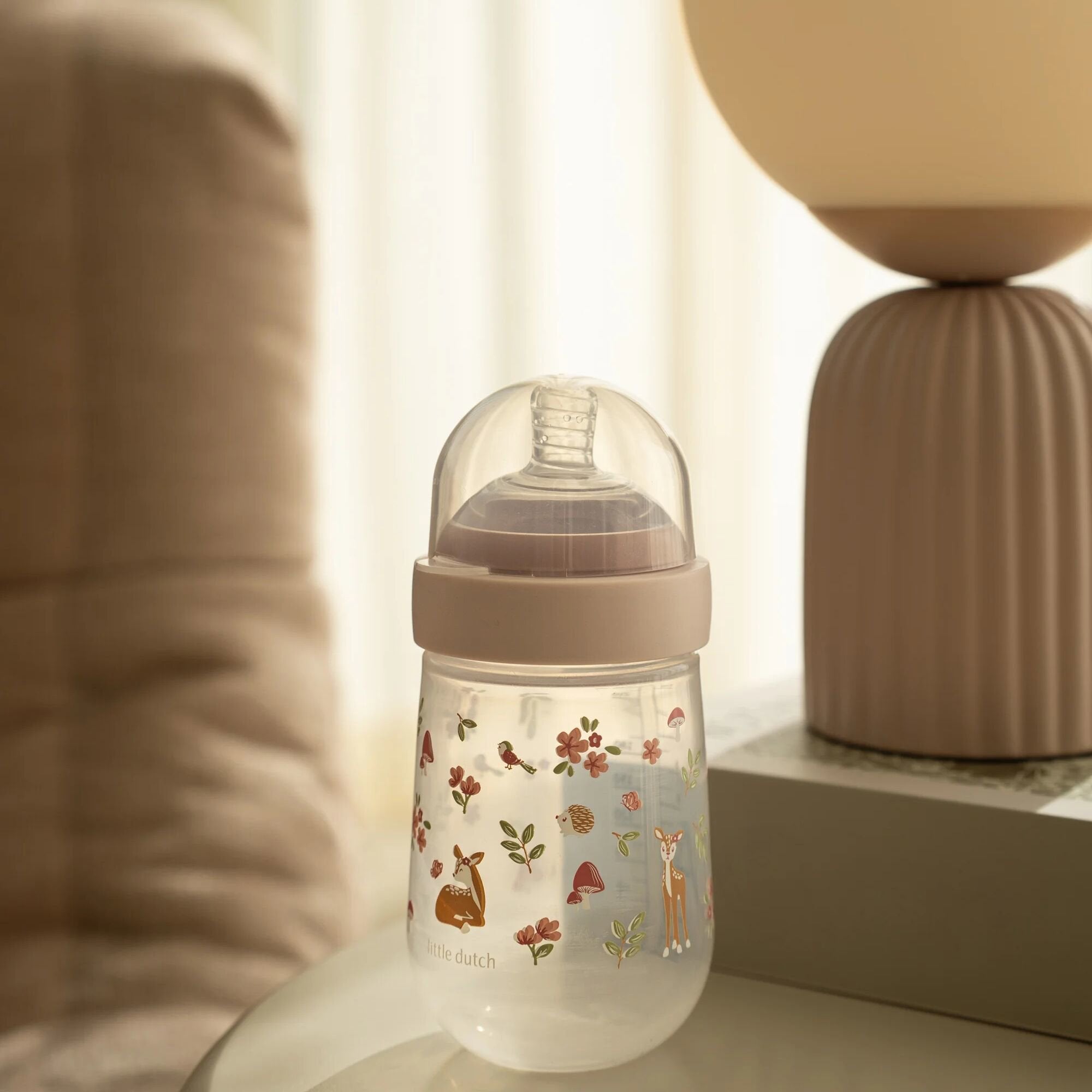babyfles-240-ml-fairy-garden