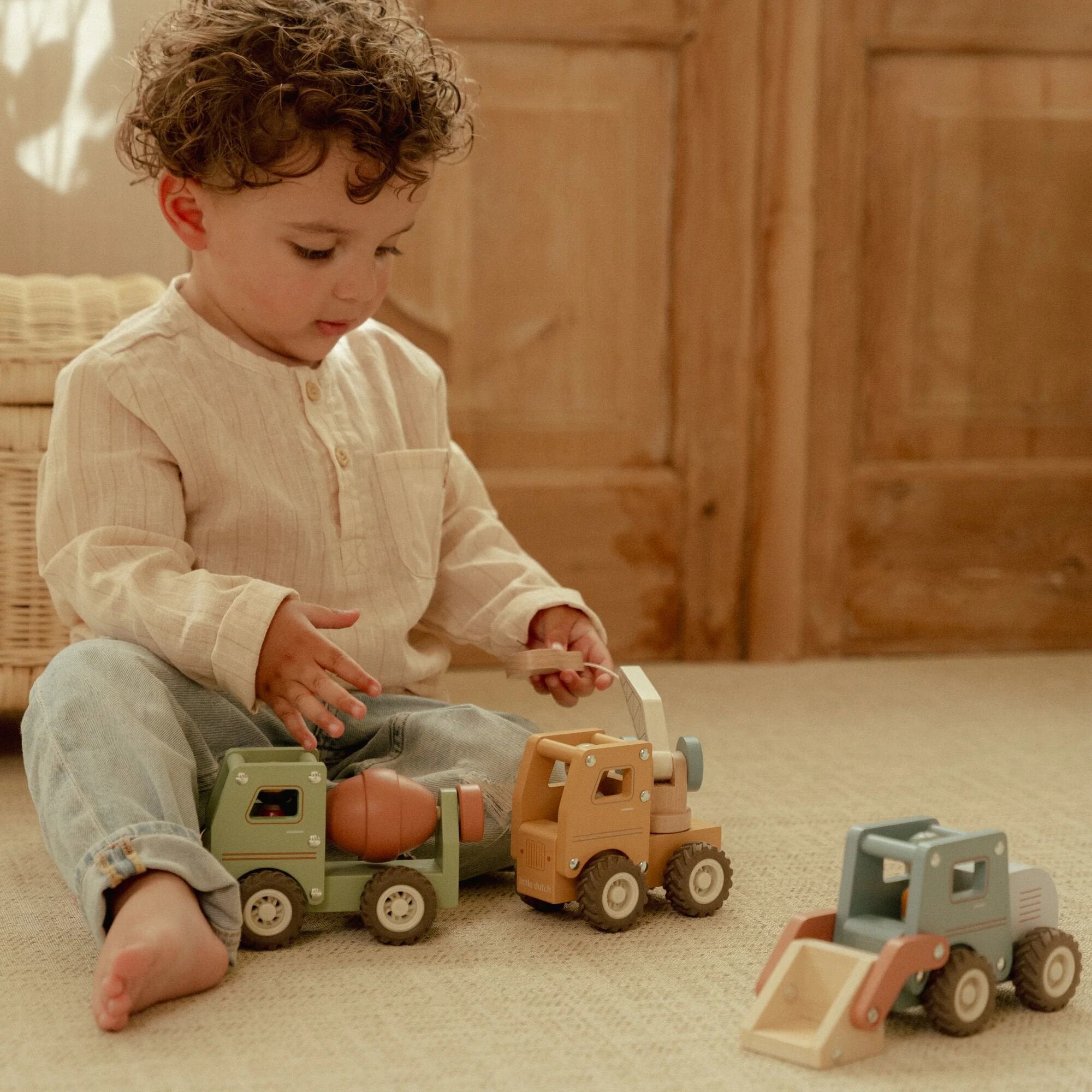houten-cementwagen-groen-essentials