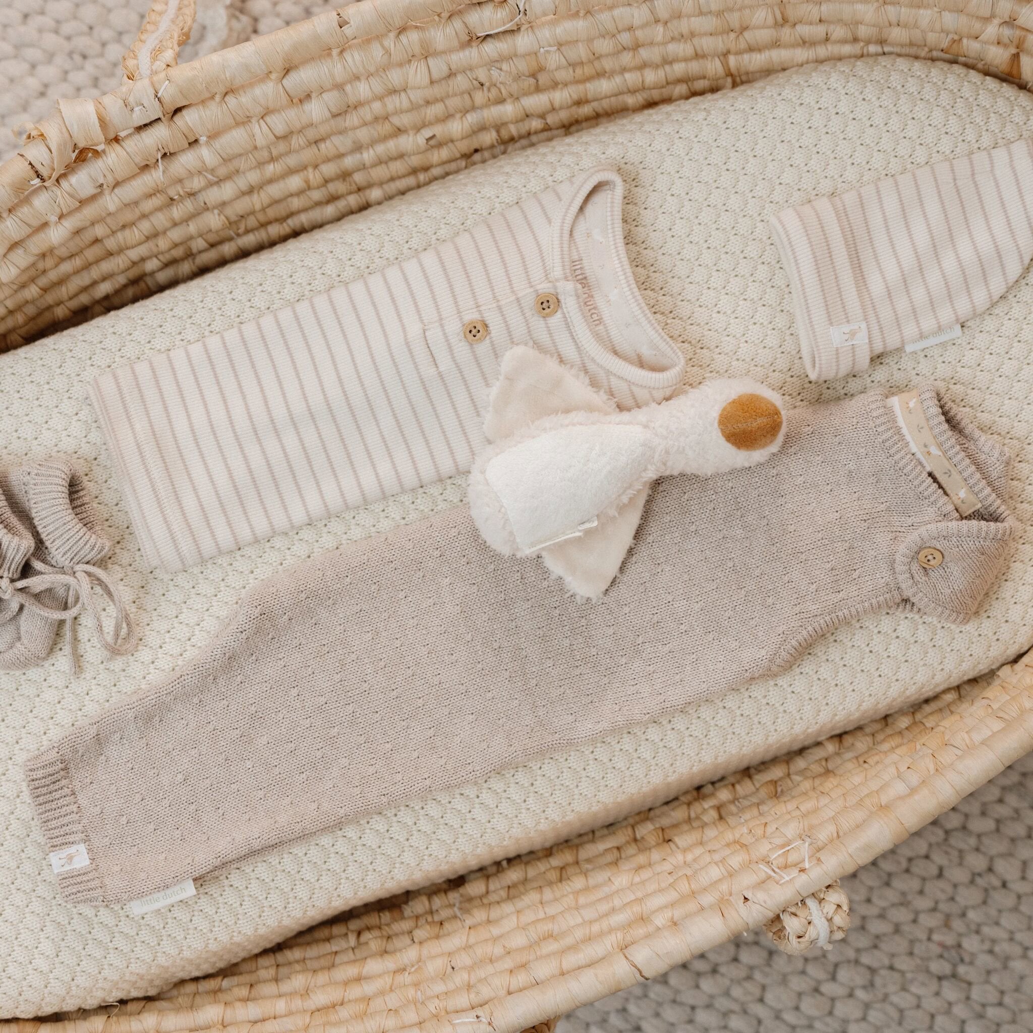 boxpakje-gebreid-beige-newborn-naturals