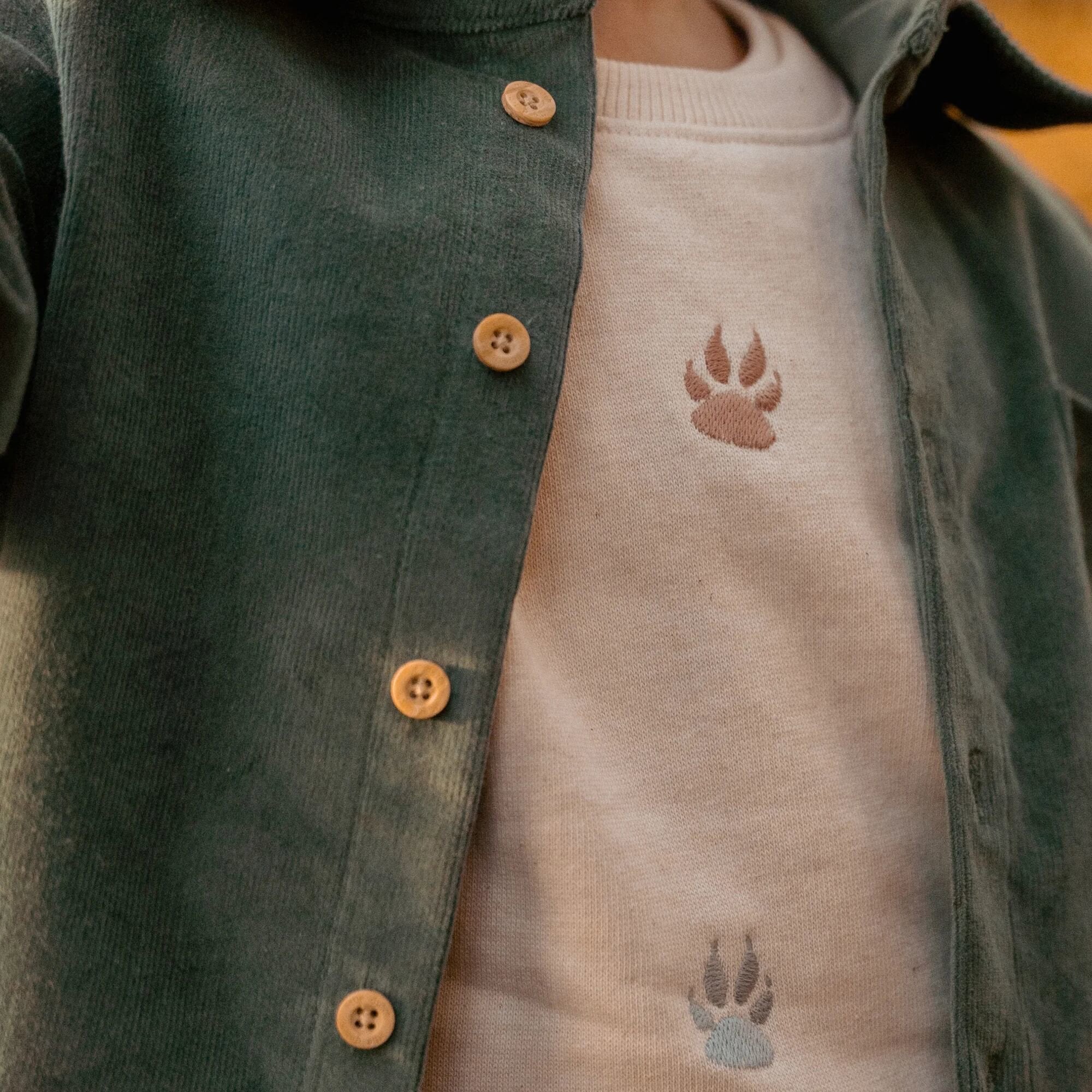 sweater-sand-melee-forest-friends