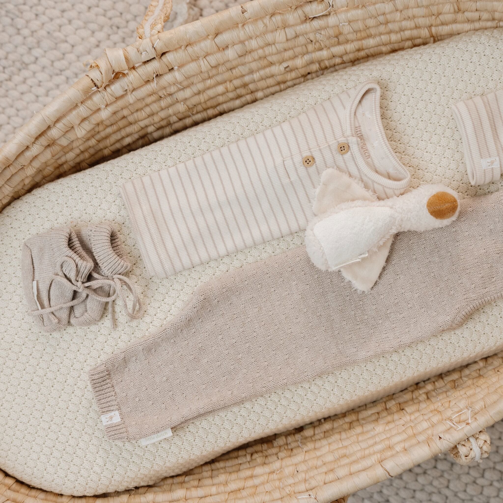 slofjes-beige-newborn-naturals