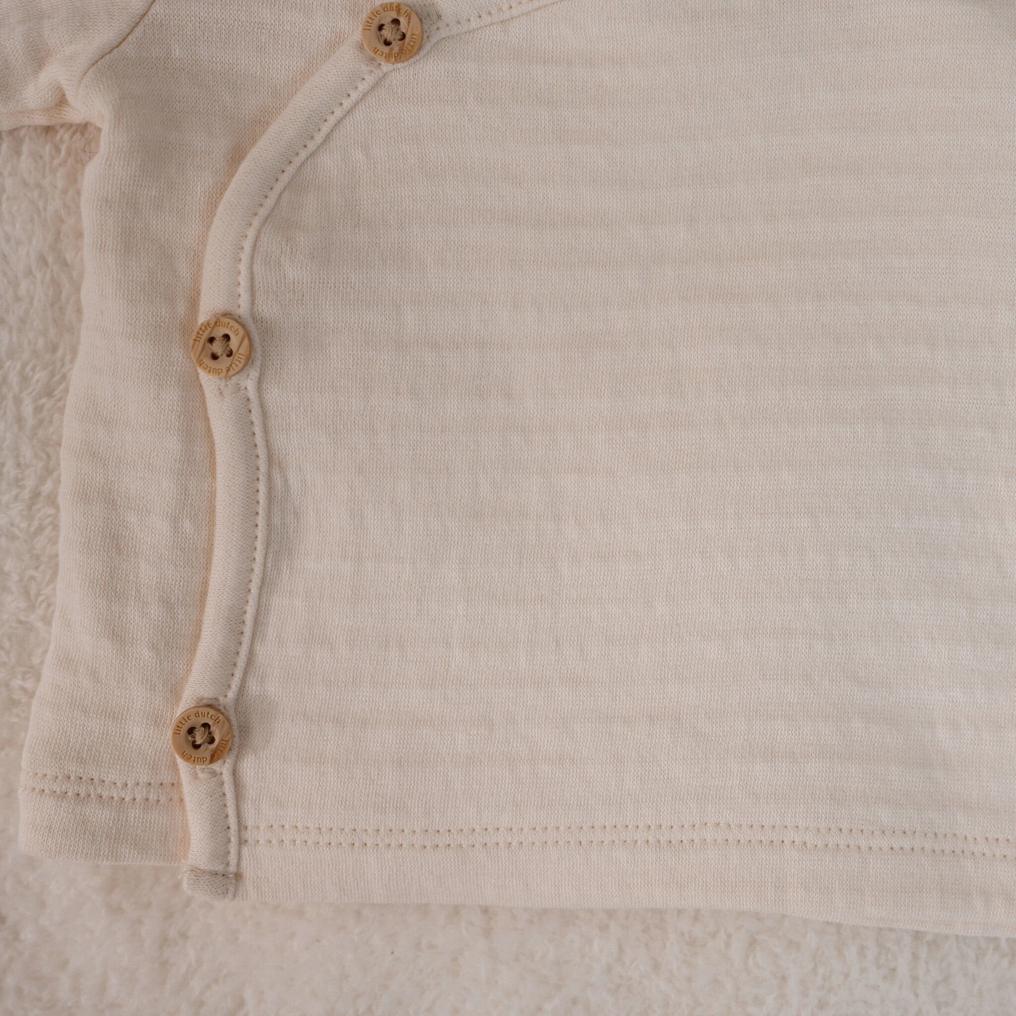 shirt-overslag-lange-mouw-beige-newborn-naturals