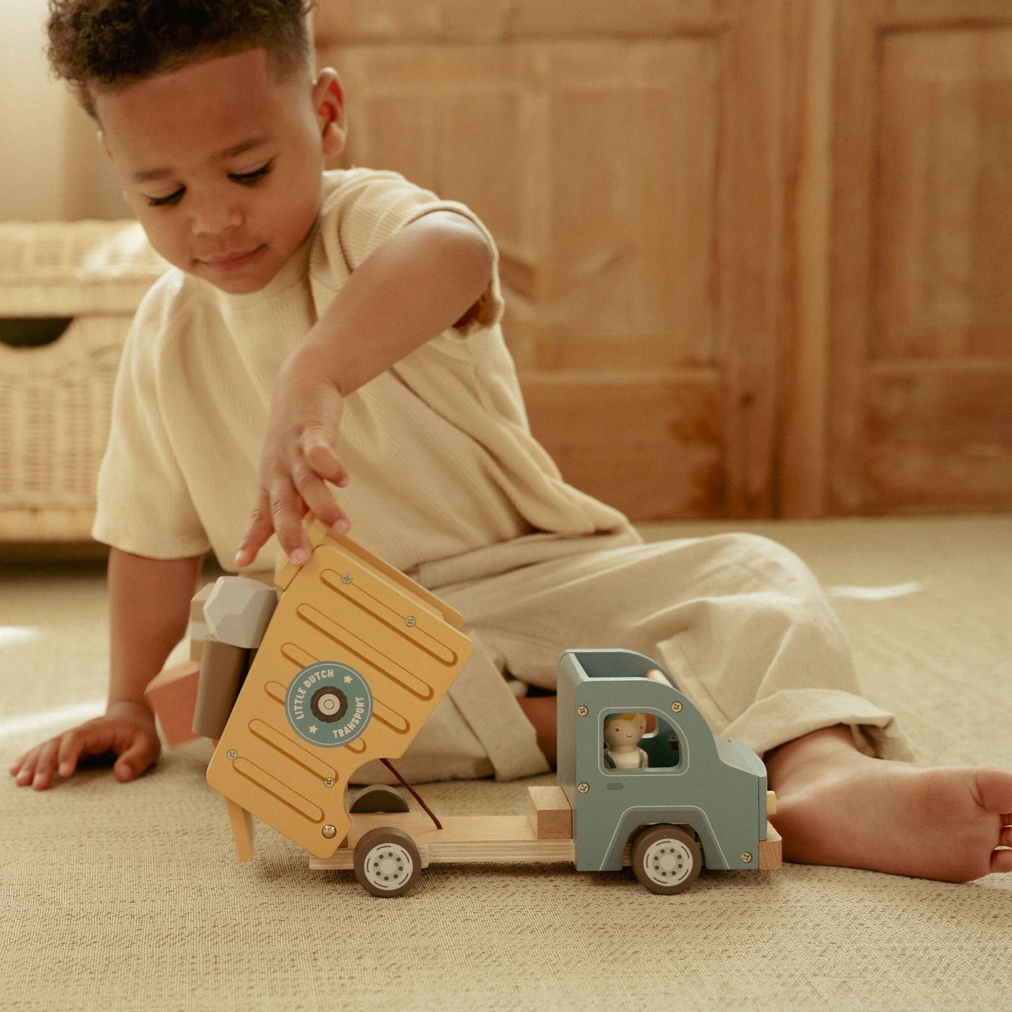 Little Tikes : Kiepwagen. 27 cm. lang Little Tikes : Kiepwagen. 27 cm. lang