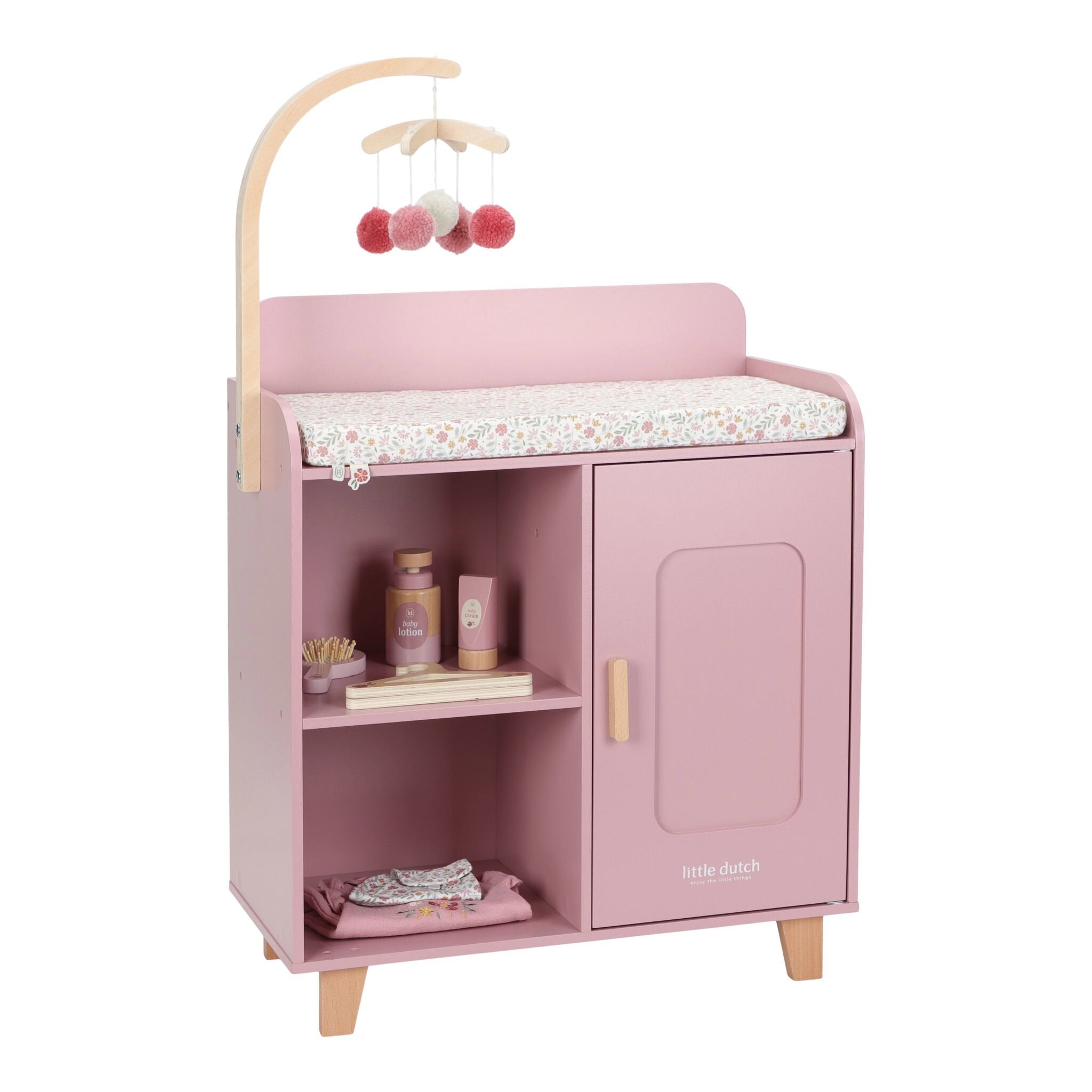 poppencommode-met-accessoires-en-kastje