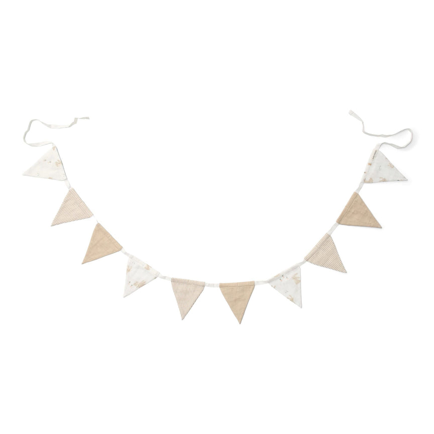 slinger-met-vlaggetjes-wit-newborn-naturals-baby-bunny