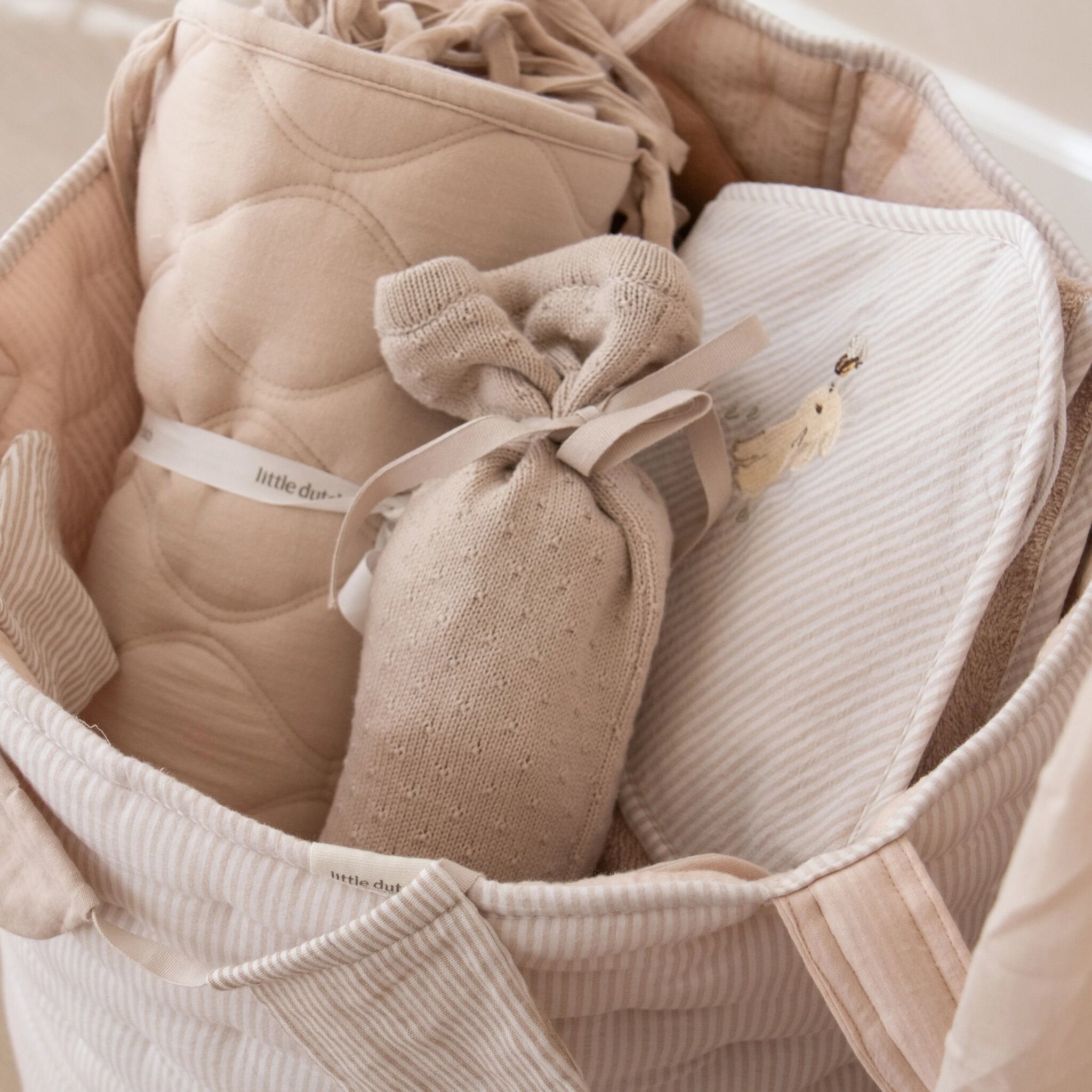 opbergmand-groot-beige-essentials
