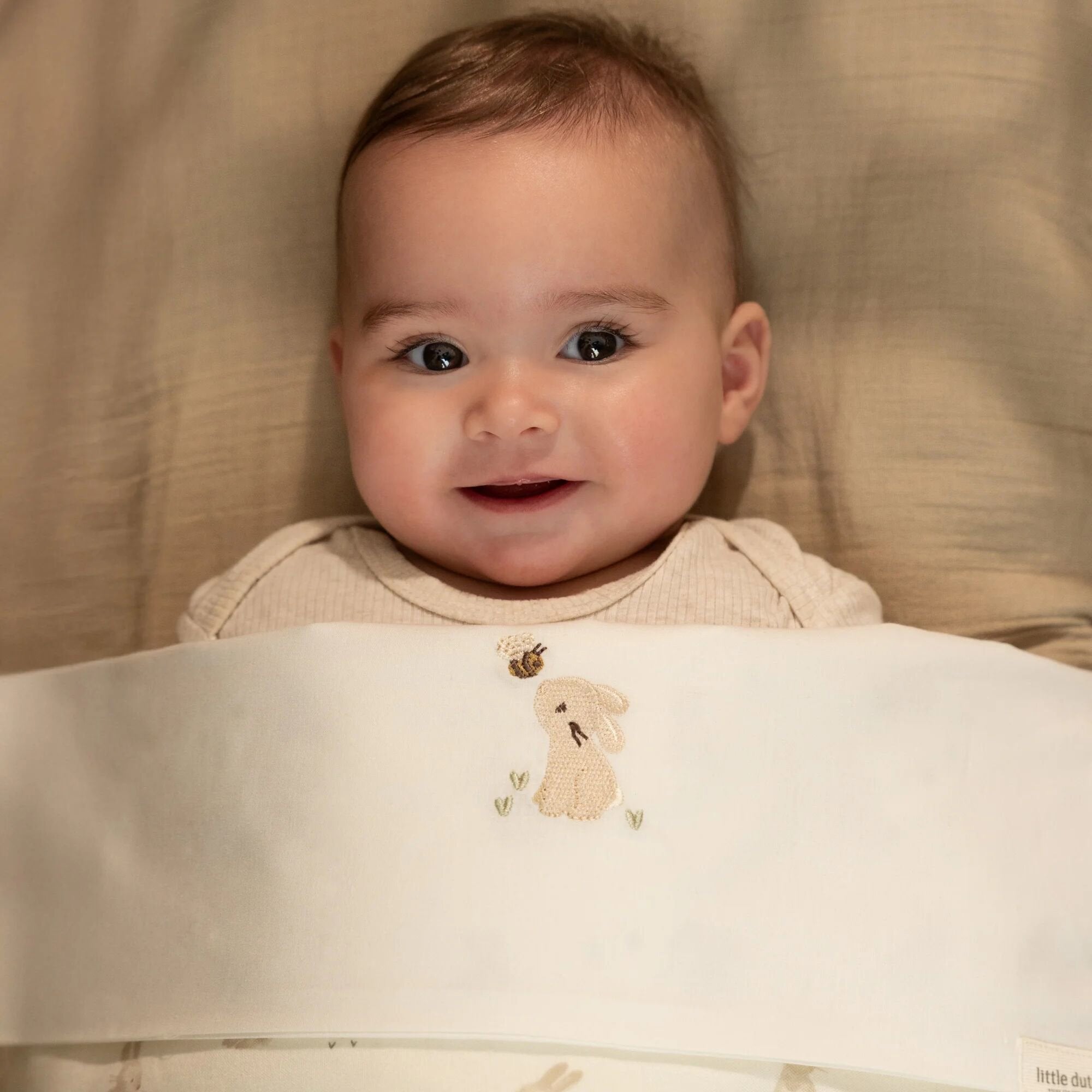 wieglaken-wit-newborn-naturals-baby-bunny