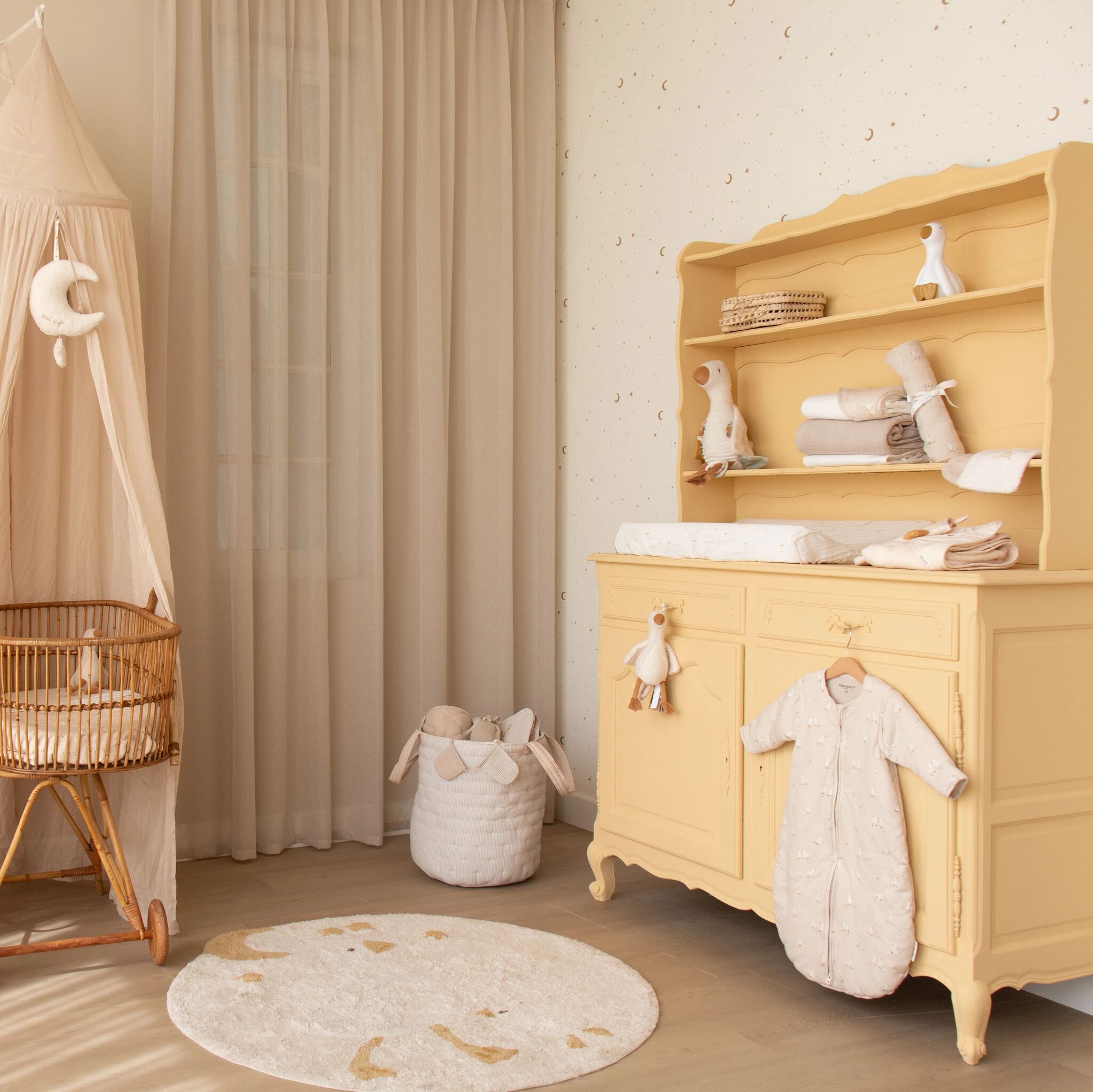 aankleedkussenhoes-wit-newborn-naturals-moon-stars