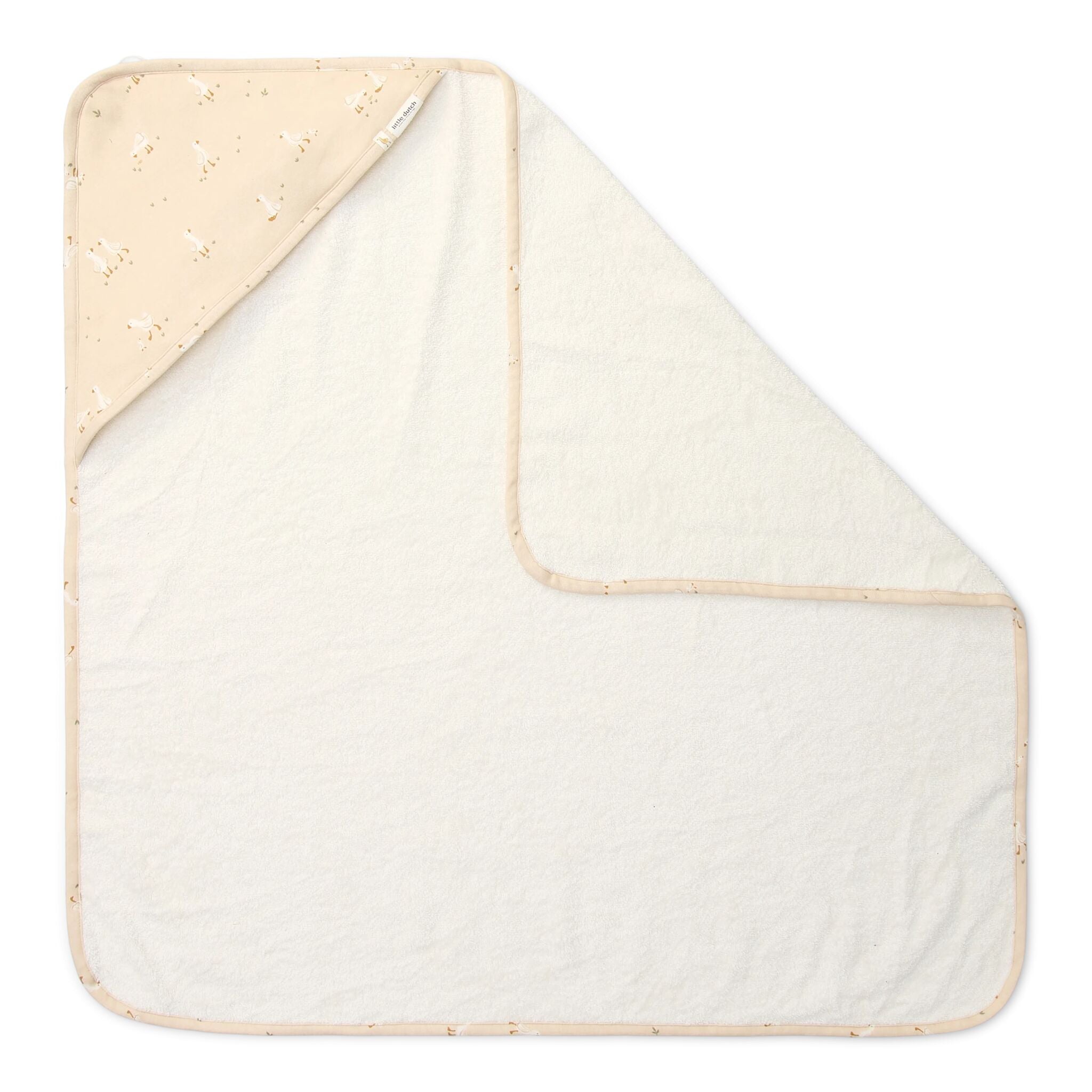 badcape-wit-newborn-naturals-little-goose