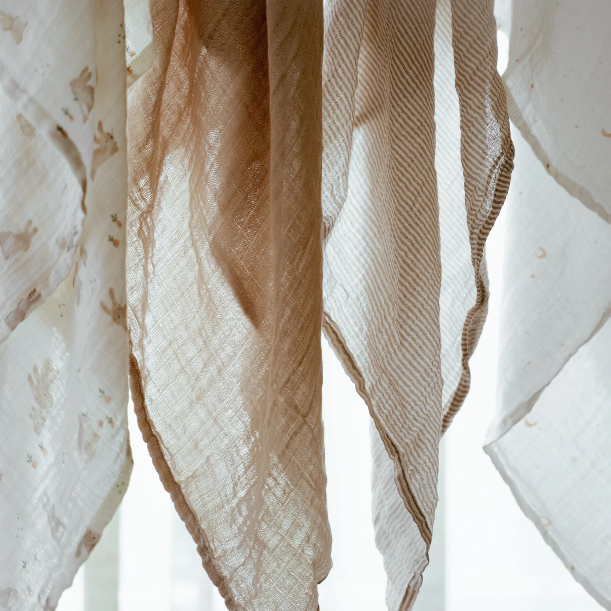 swaddle-beige-120-cm-essentials