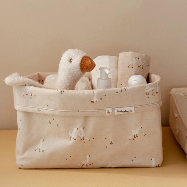 swaddle-beige-newborn-naturals-little-goose