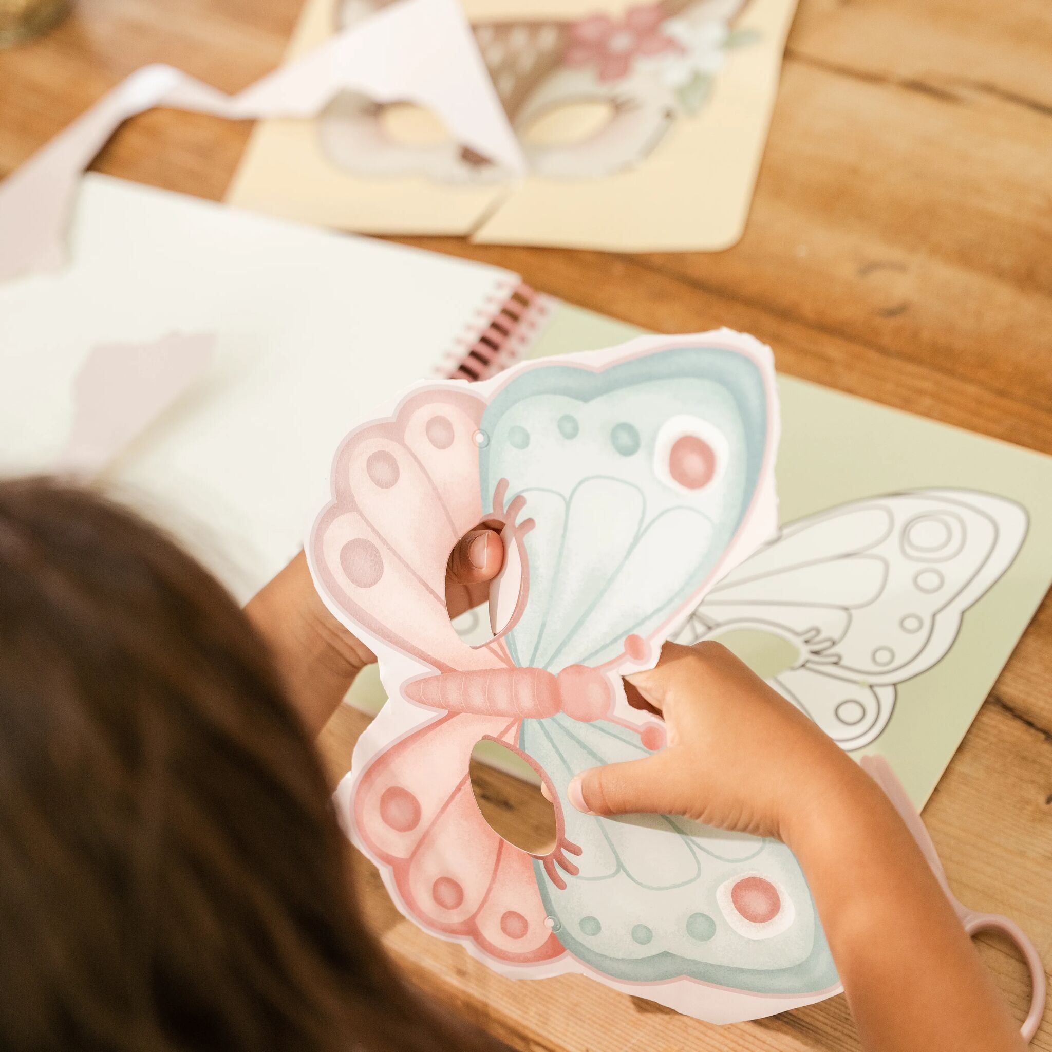 boekje-met-schaar-rosa