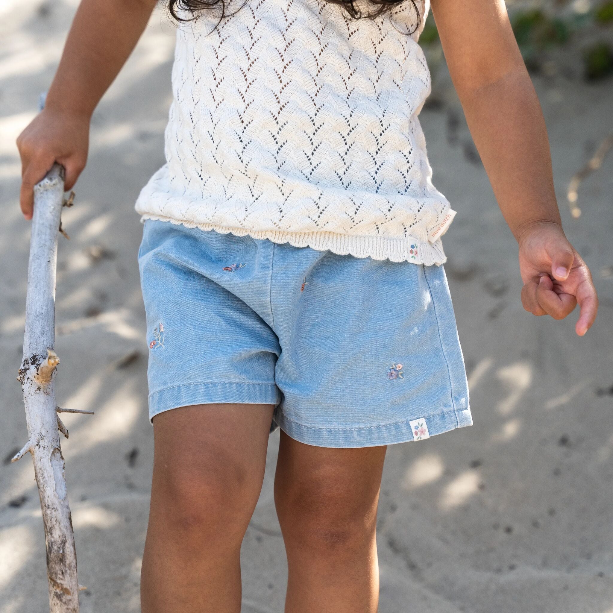 Kurze Hose bestickt - Blau 