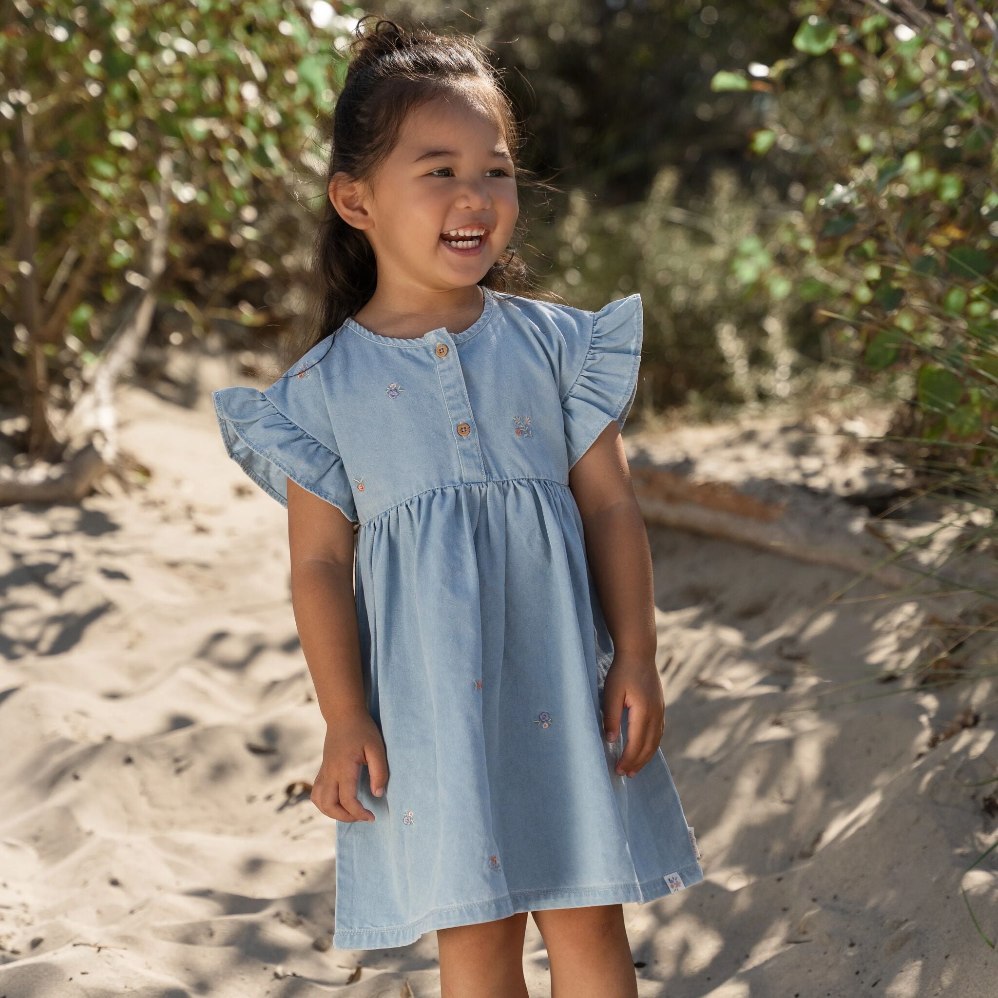 Summer dress denim look with flowers, ruffles & organic cotton for girls | Little Dutch Summer dress denim look with flowers, ruffles & organic cotton for girls | Little Dutch