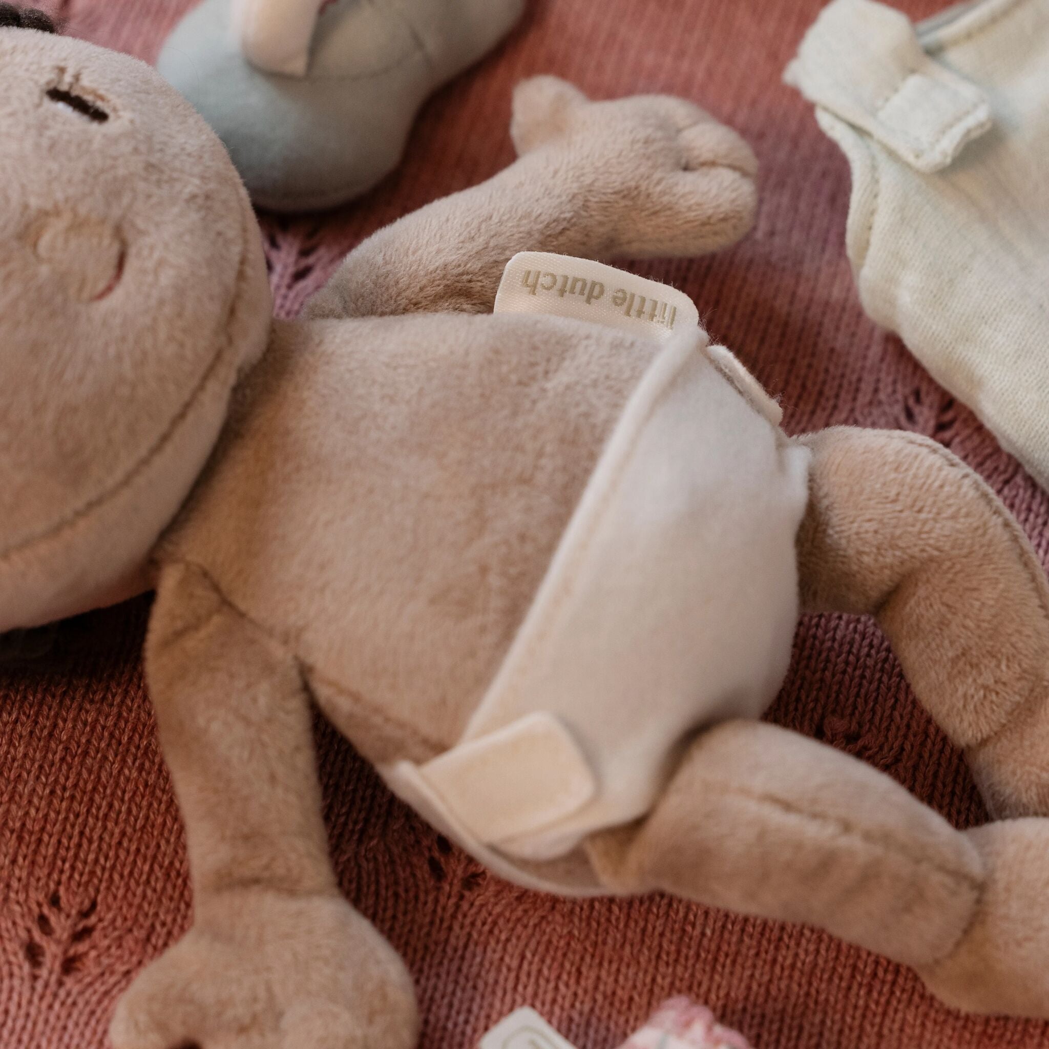 Knuffel babypop Evi - 30 cm