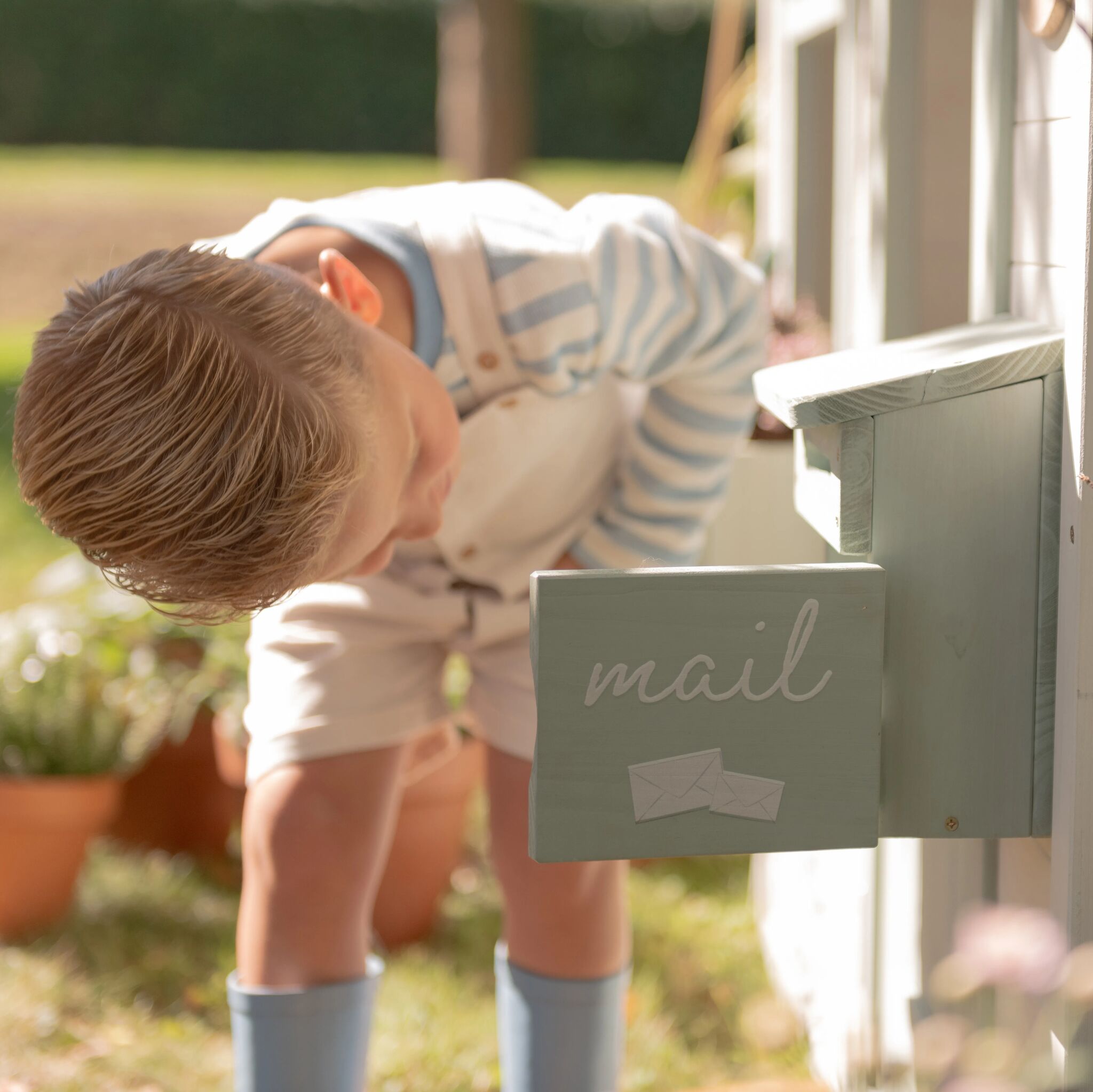 Houten speelhuisje - Wit LEVERBAAR VANAF HALF APRIL