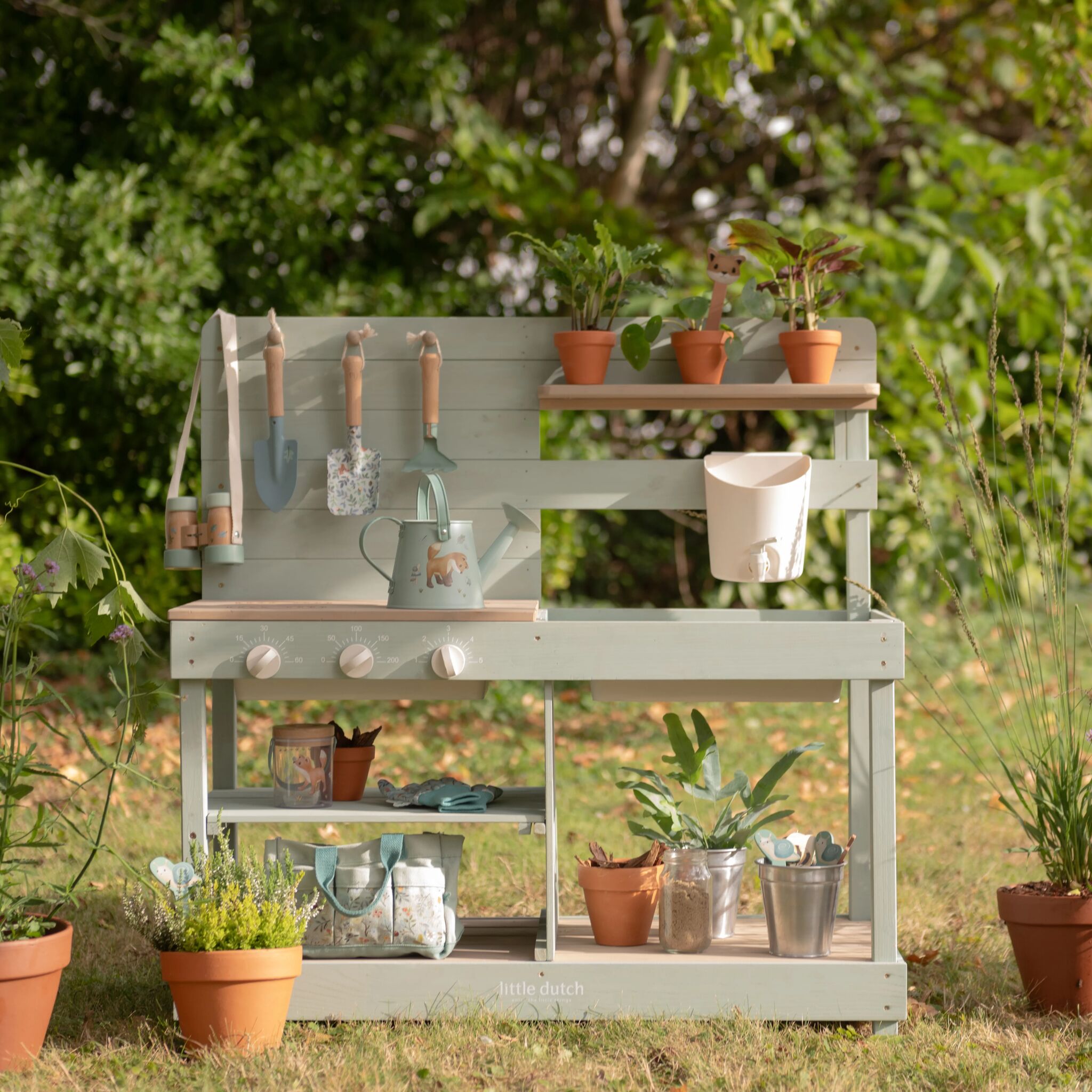 Holzküche im Freien - Grün 