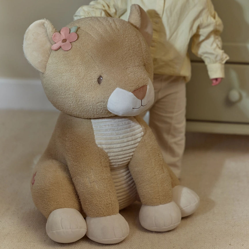 Cuddly toy Lioness - 60 cm