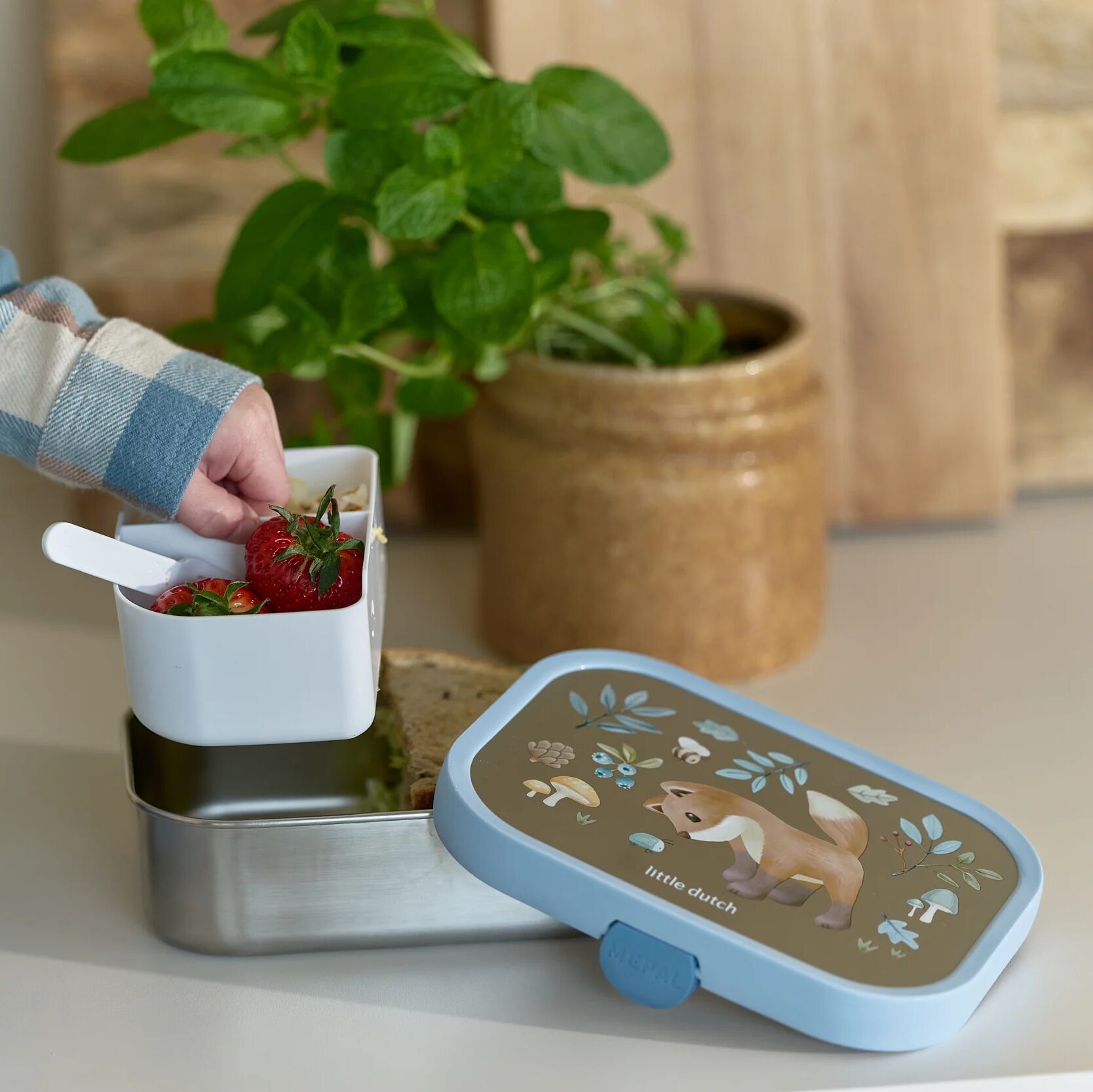 Boîte à pain Mepal en inox à compartiments - Bleu