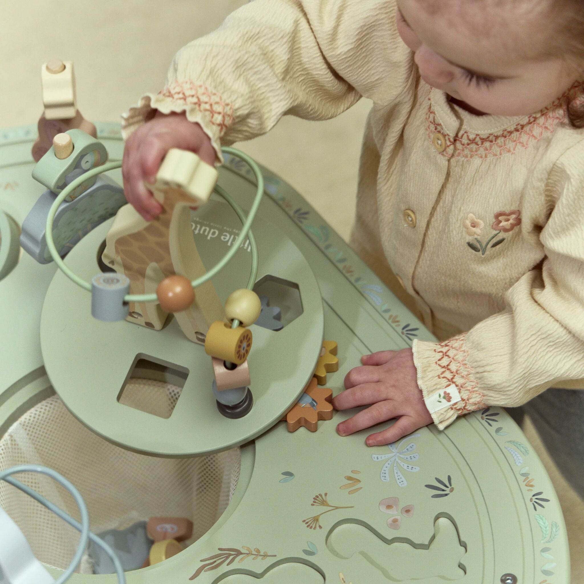 Activity table XL - Green